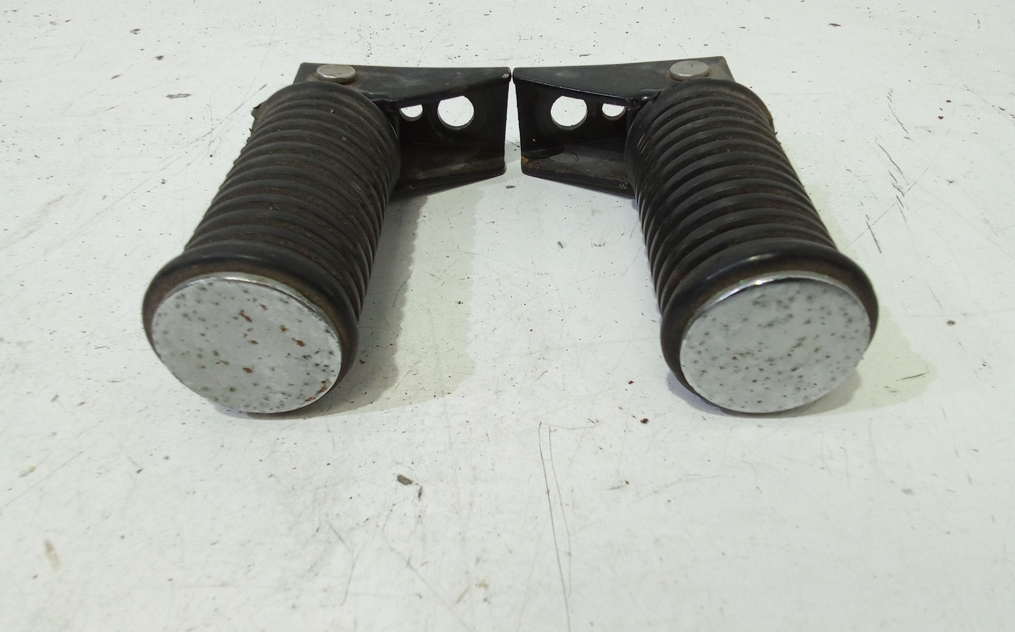 Coppia pedalini Keeway Motor Hurricane 50cc (06>11)