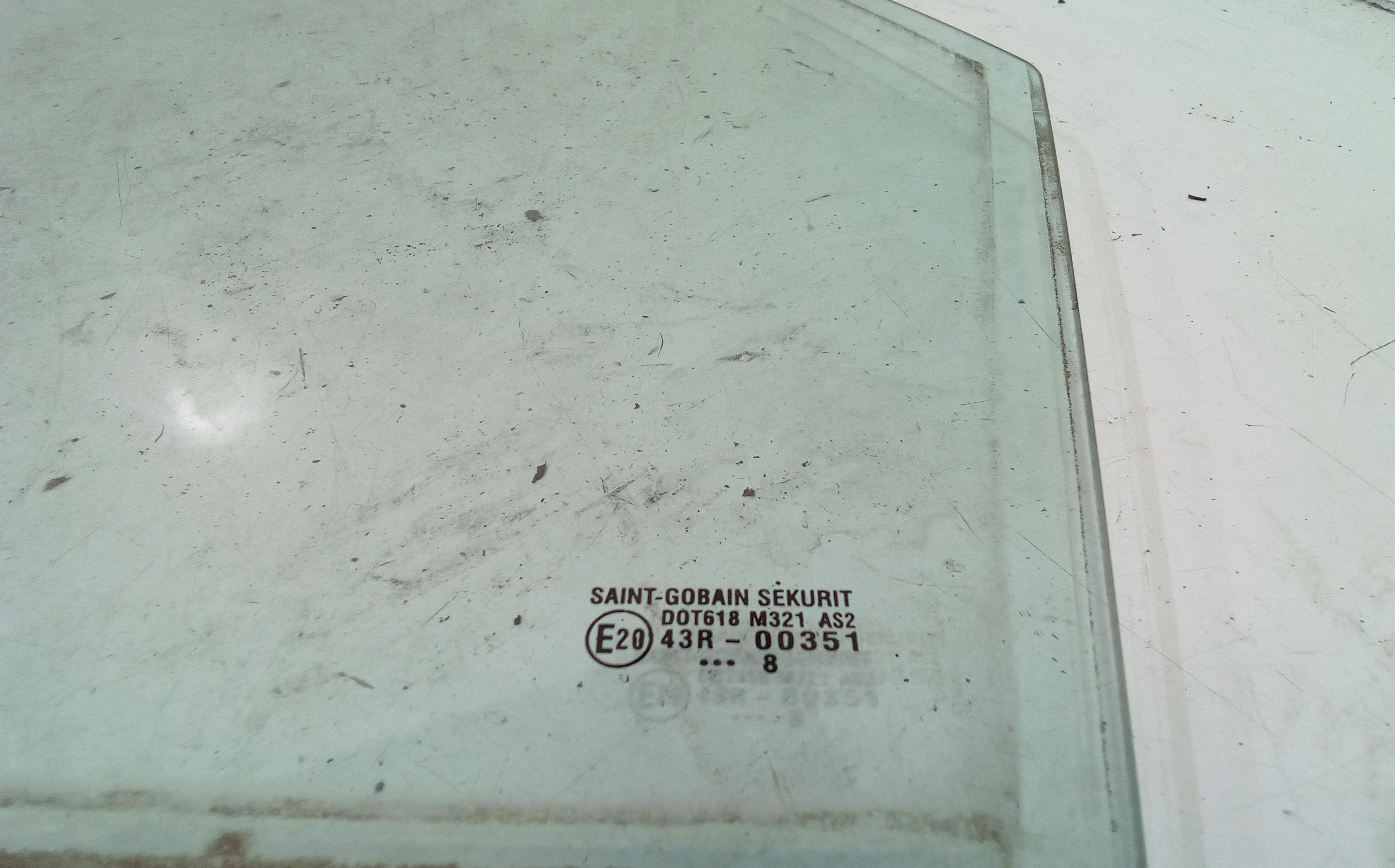 Vetro scendente posteriore Sinistro FIAT Sedici 1 Serie