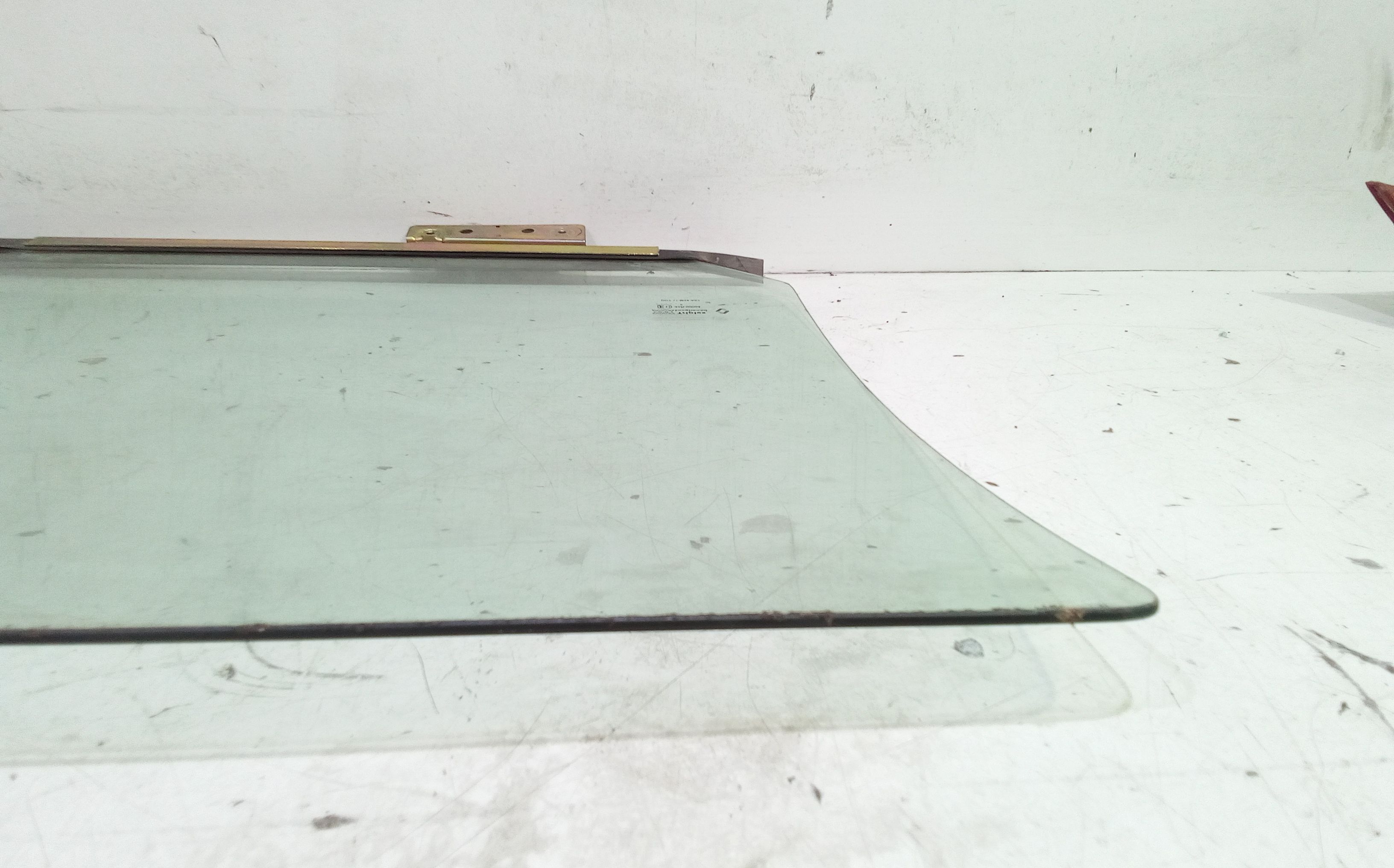 Vetro scendente posteriore Sinistro RENAULT Clio Serie (90>93)