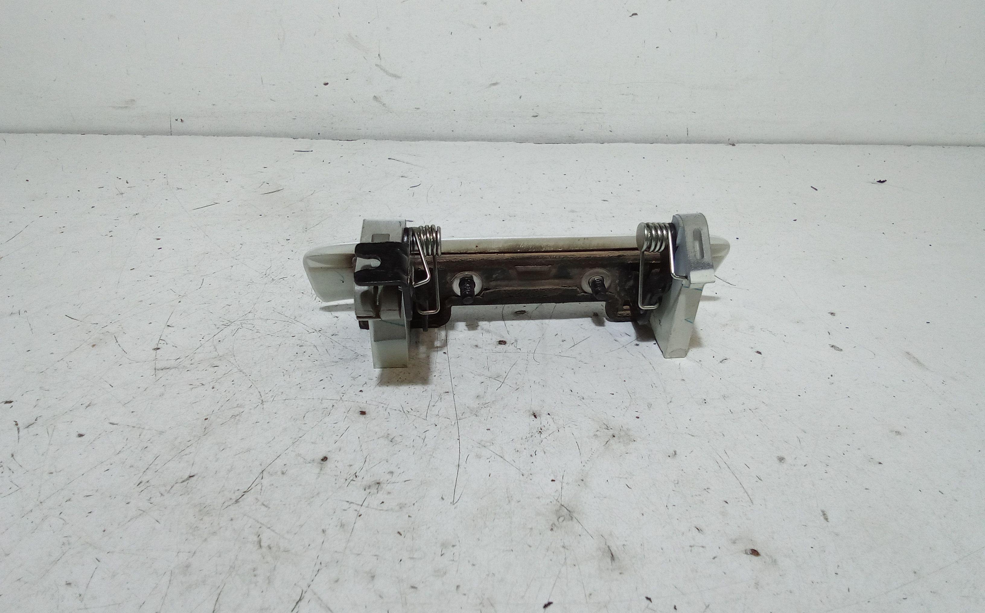 Maniglia portellone posteriore NISSAN Micra 7 Serie