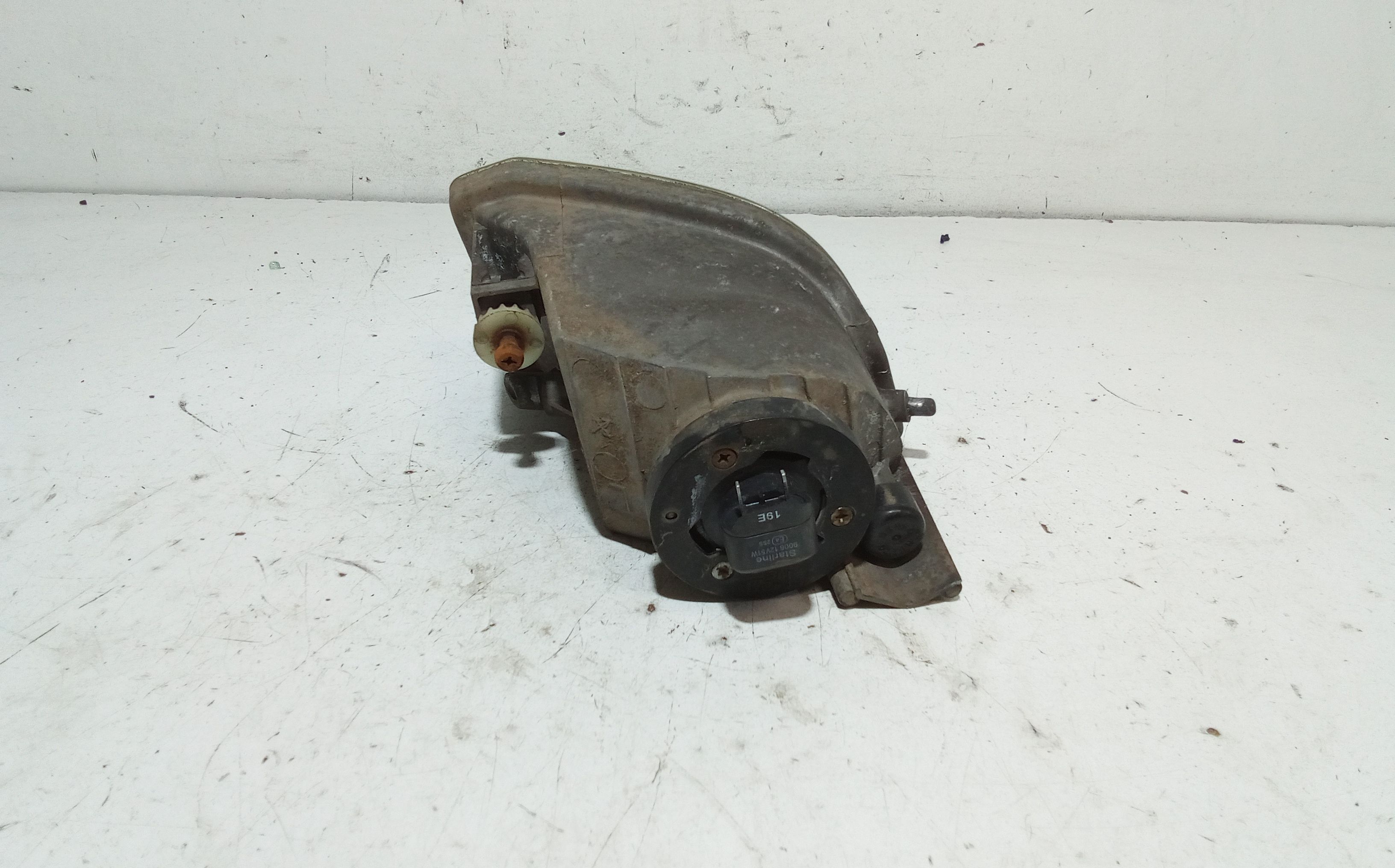 Fendinebbia anteriore SX TOYOTA Rav4 2 Serie