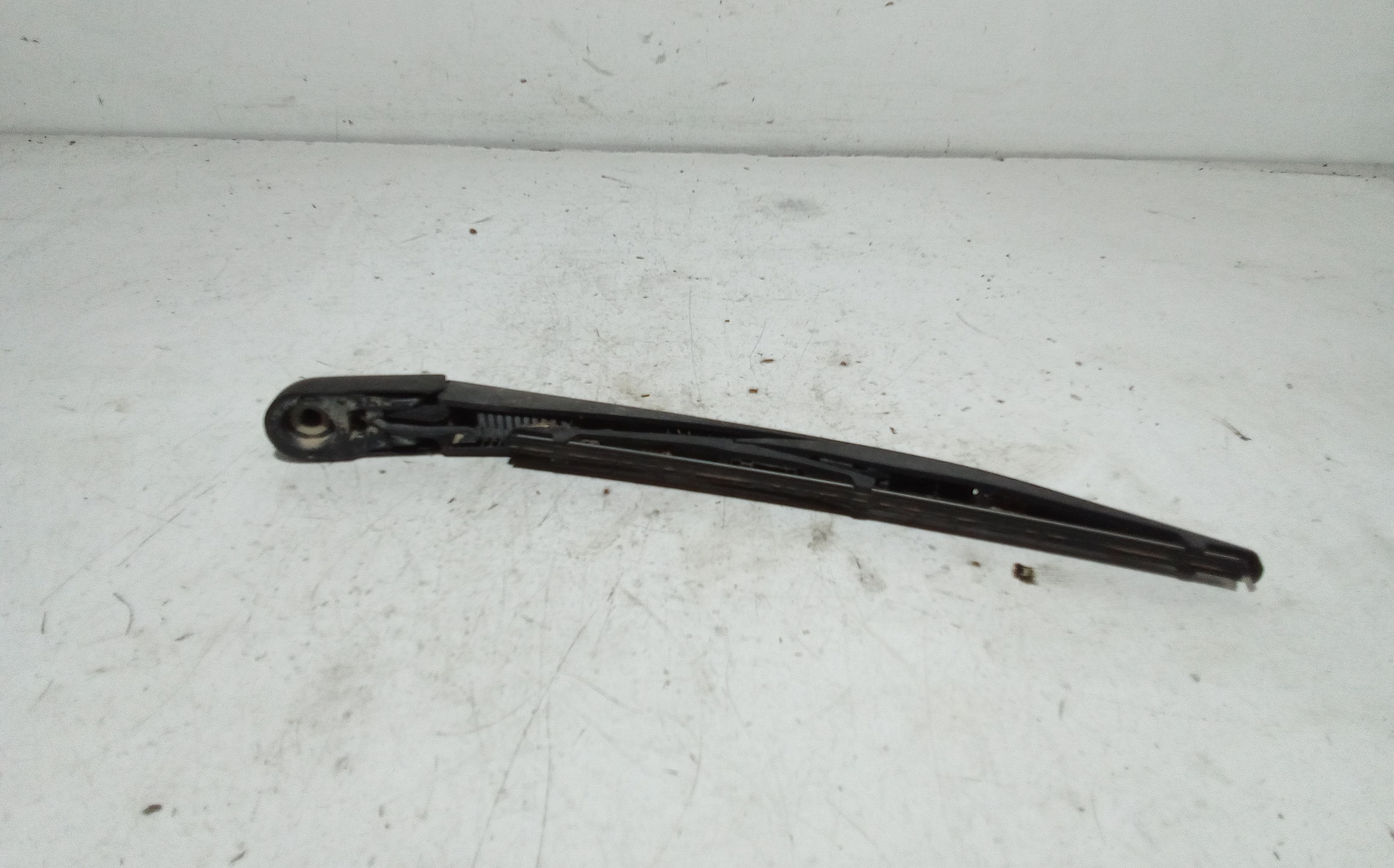 Braccio tergi posteriore OPEL Agila B