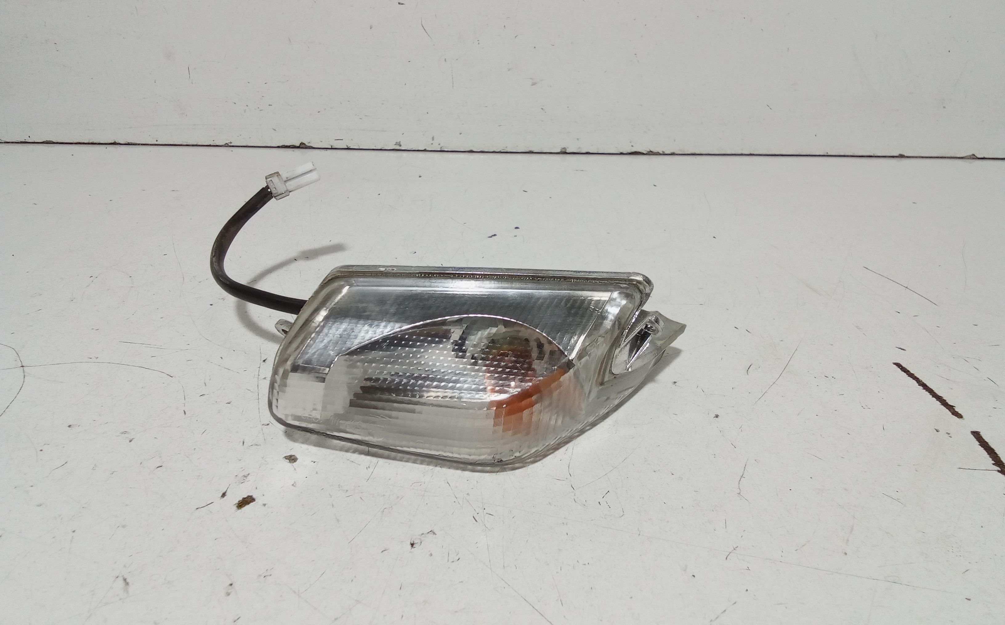 Freccia ant DX PIAGGIO Carnaby 125cc (07>11)