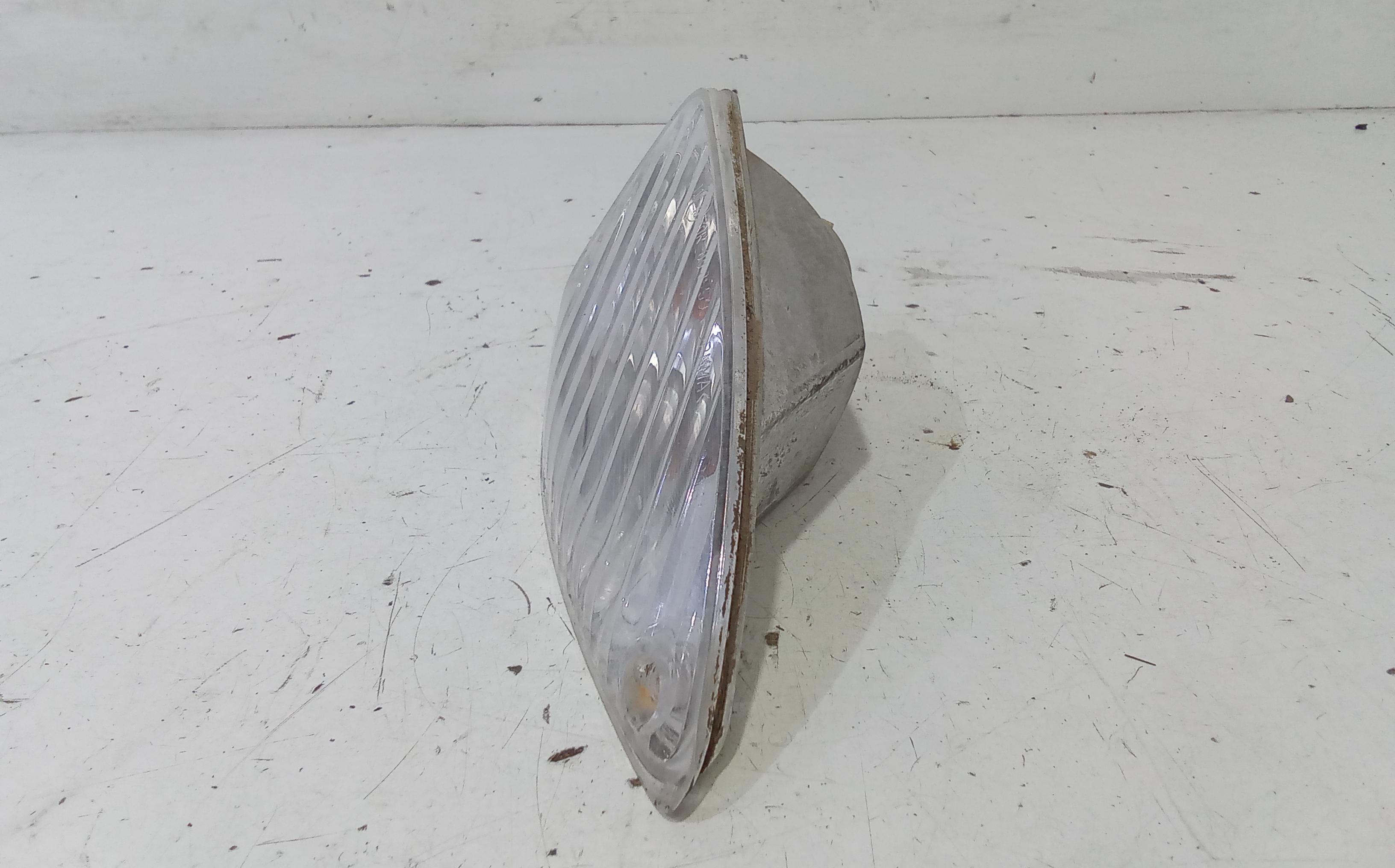 Freccia ant DX PIAGGIO Liberty 50cc  (97>06)