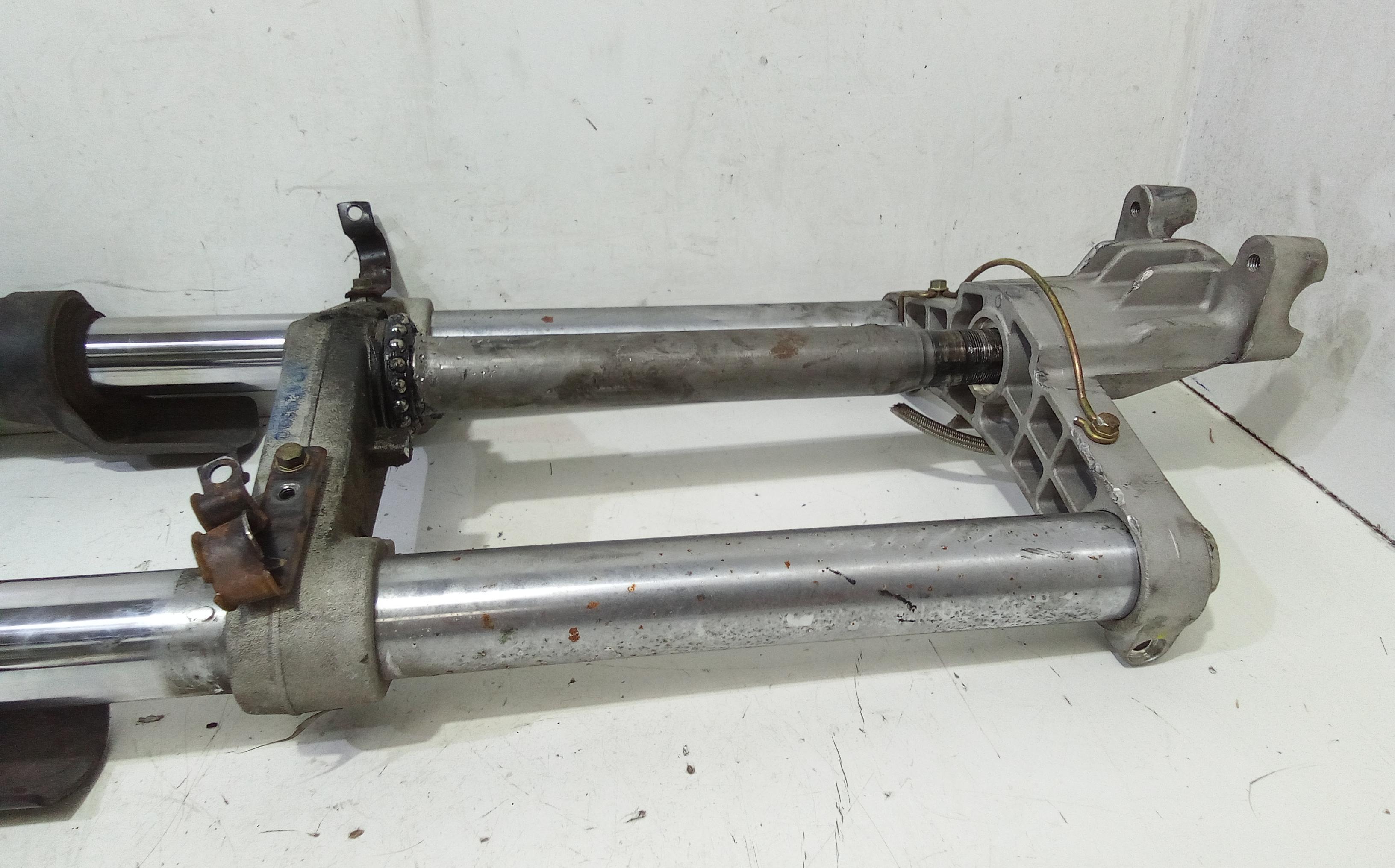 Forcina anteriore Kymco Xciting 250cc