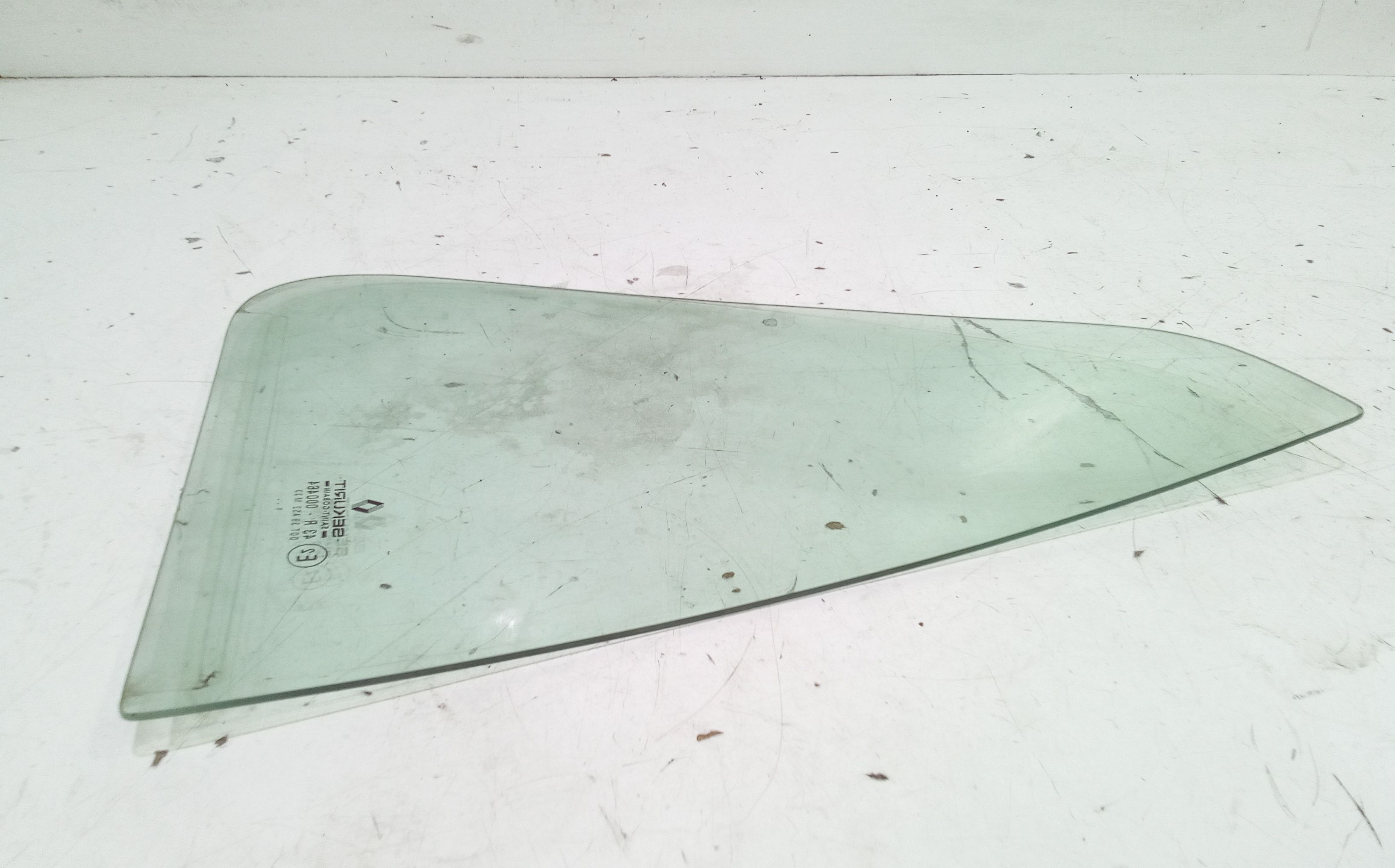 Vetro fisso posteriore SX guida RENAULT Clio Serie (90>93)