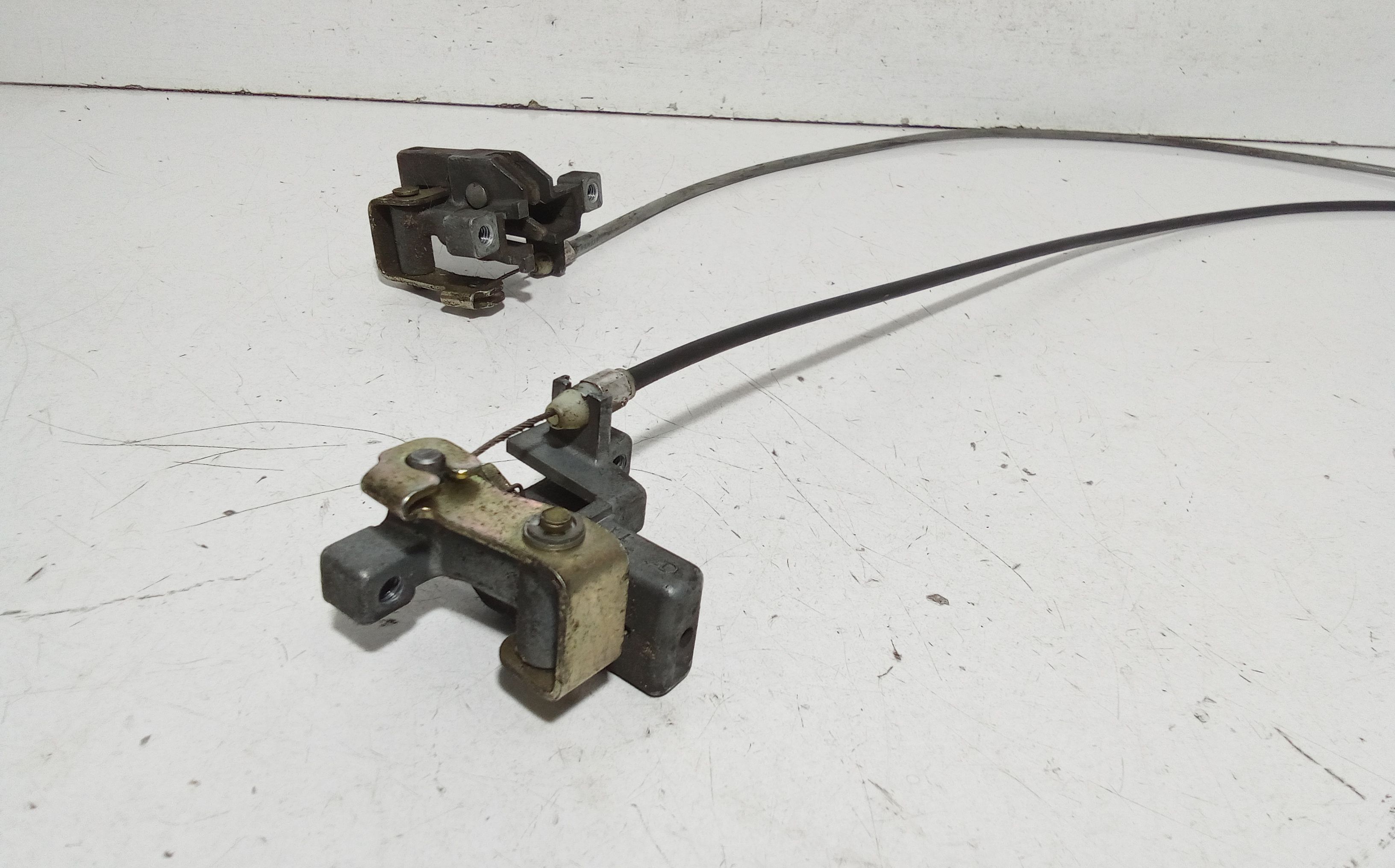 Serratura sella Yamaha Majesty 250cc (99>06)