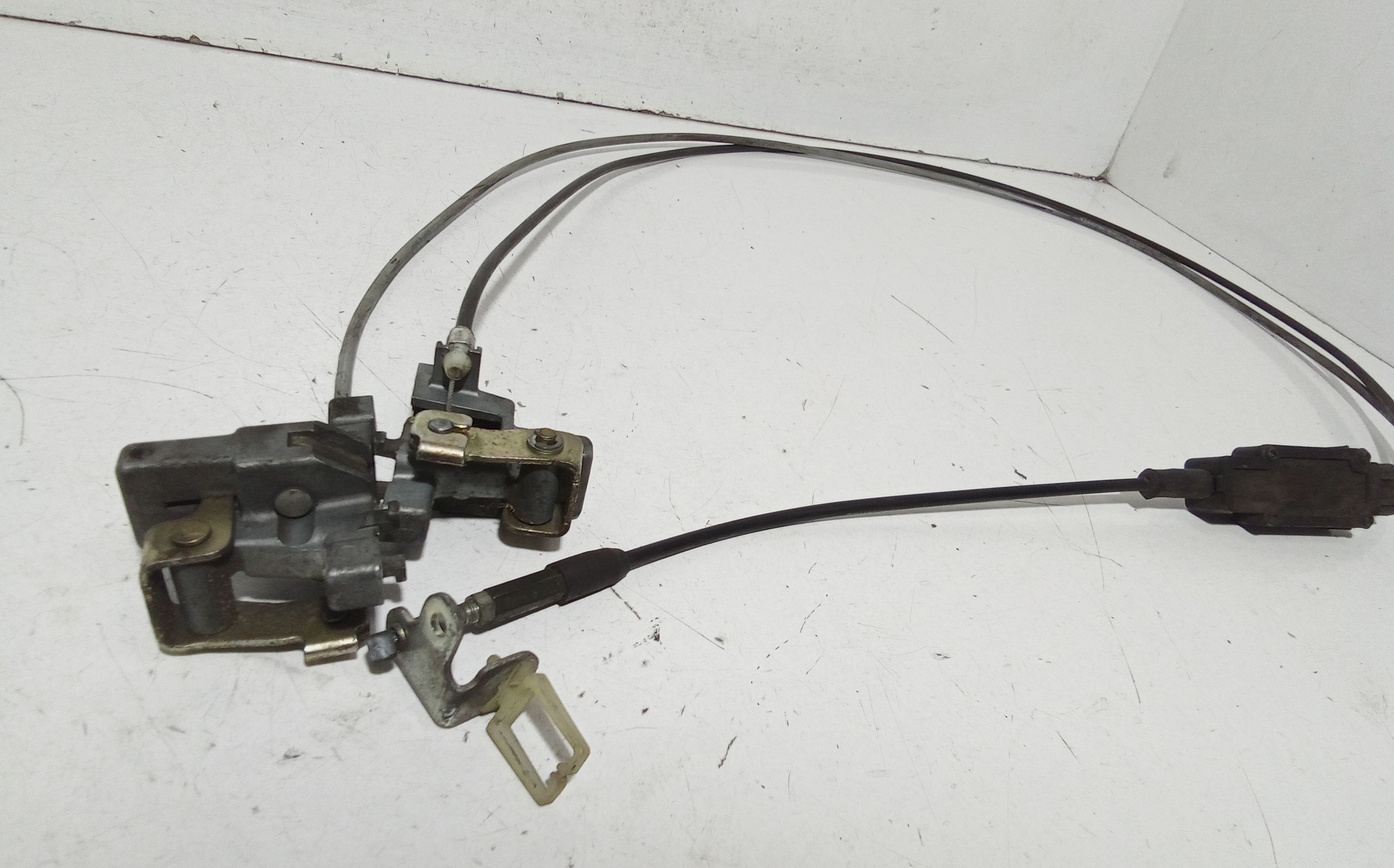 Serratura sella Yamaha Majesty 250cc (99>06)