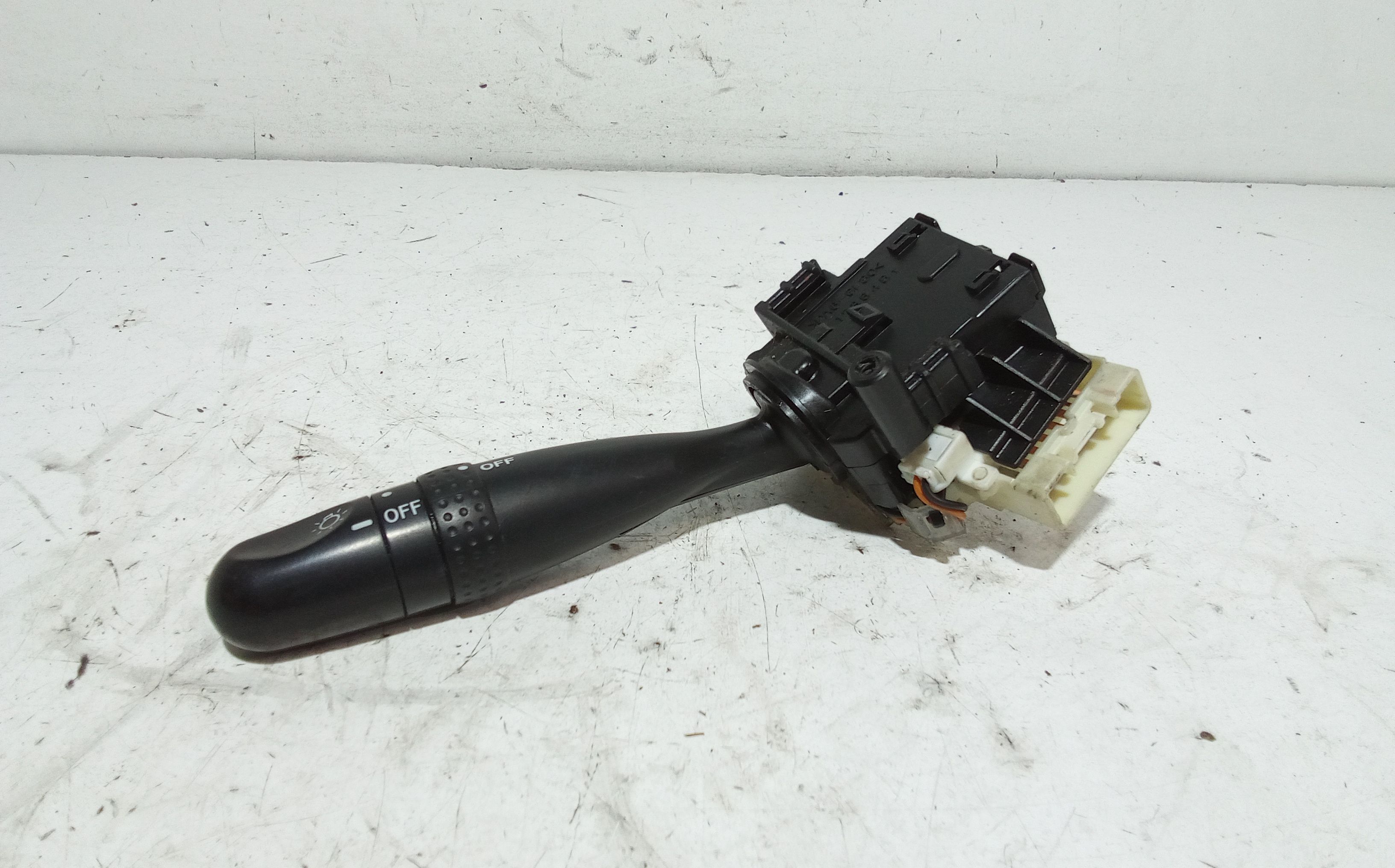 Devioluci sinistro SUBARU Justy 3 Serie