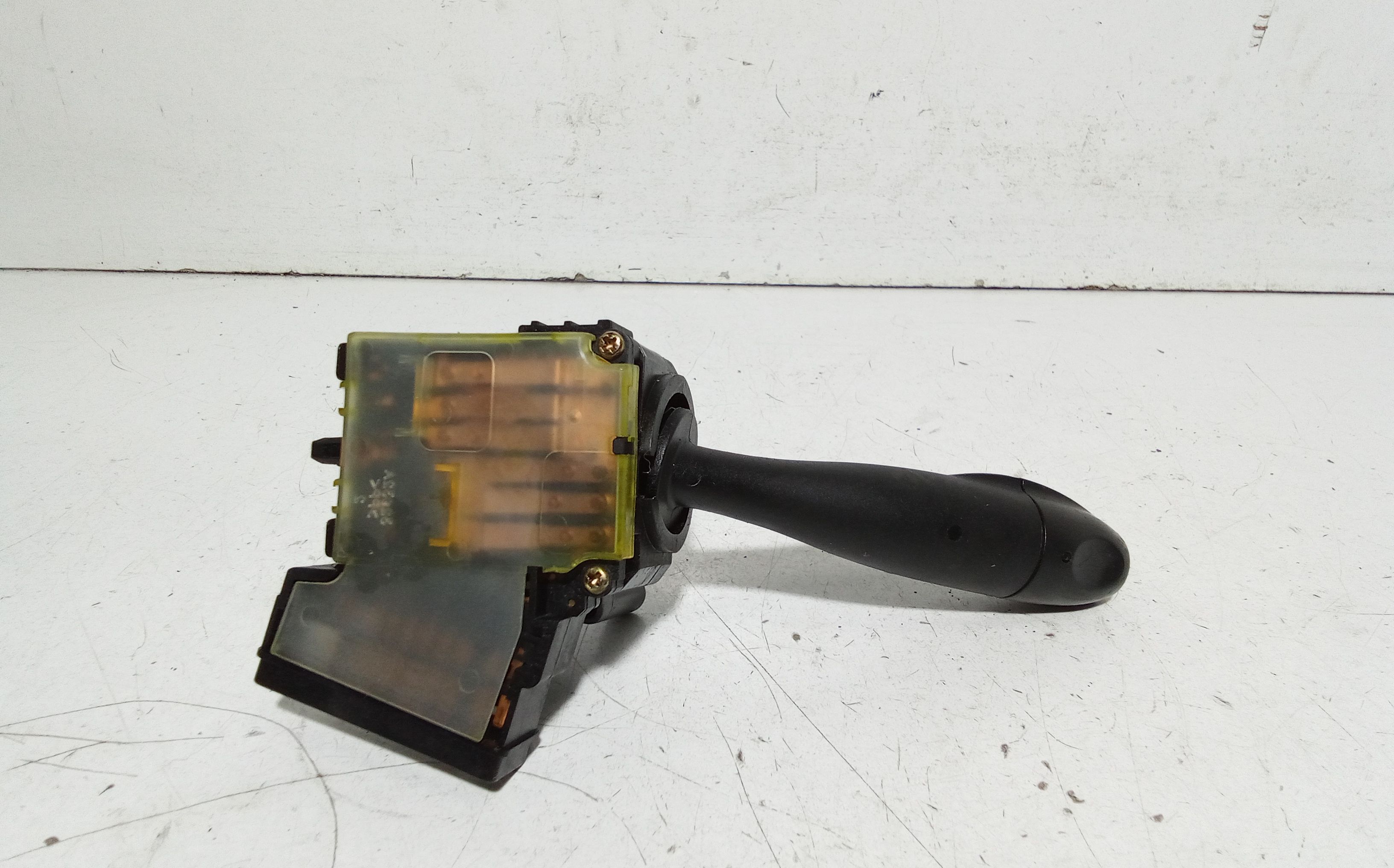 Devioluci sinistro HYUNDAI Getz 1 Serie