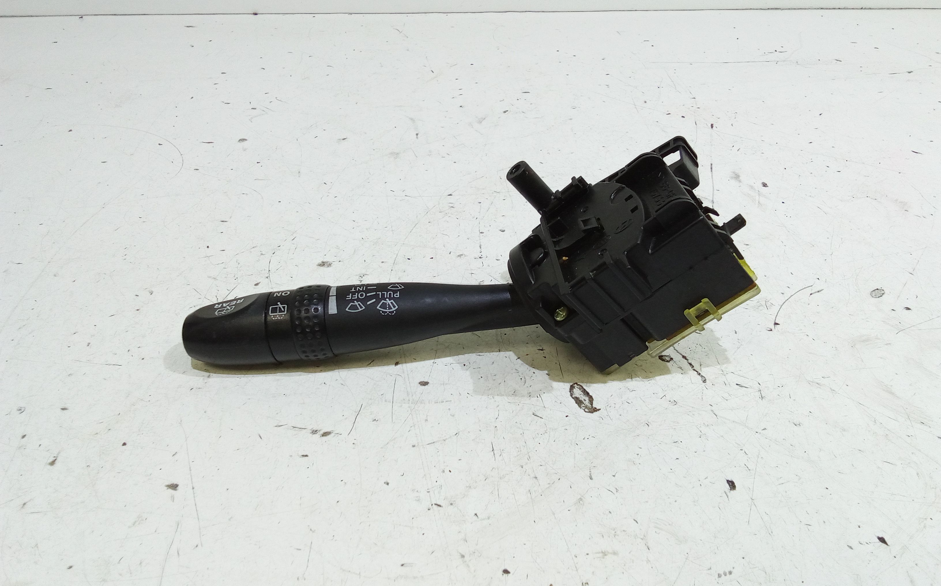 Devioluci destro KIA Rio 3 Serie