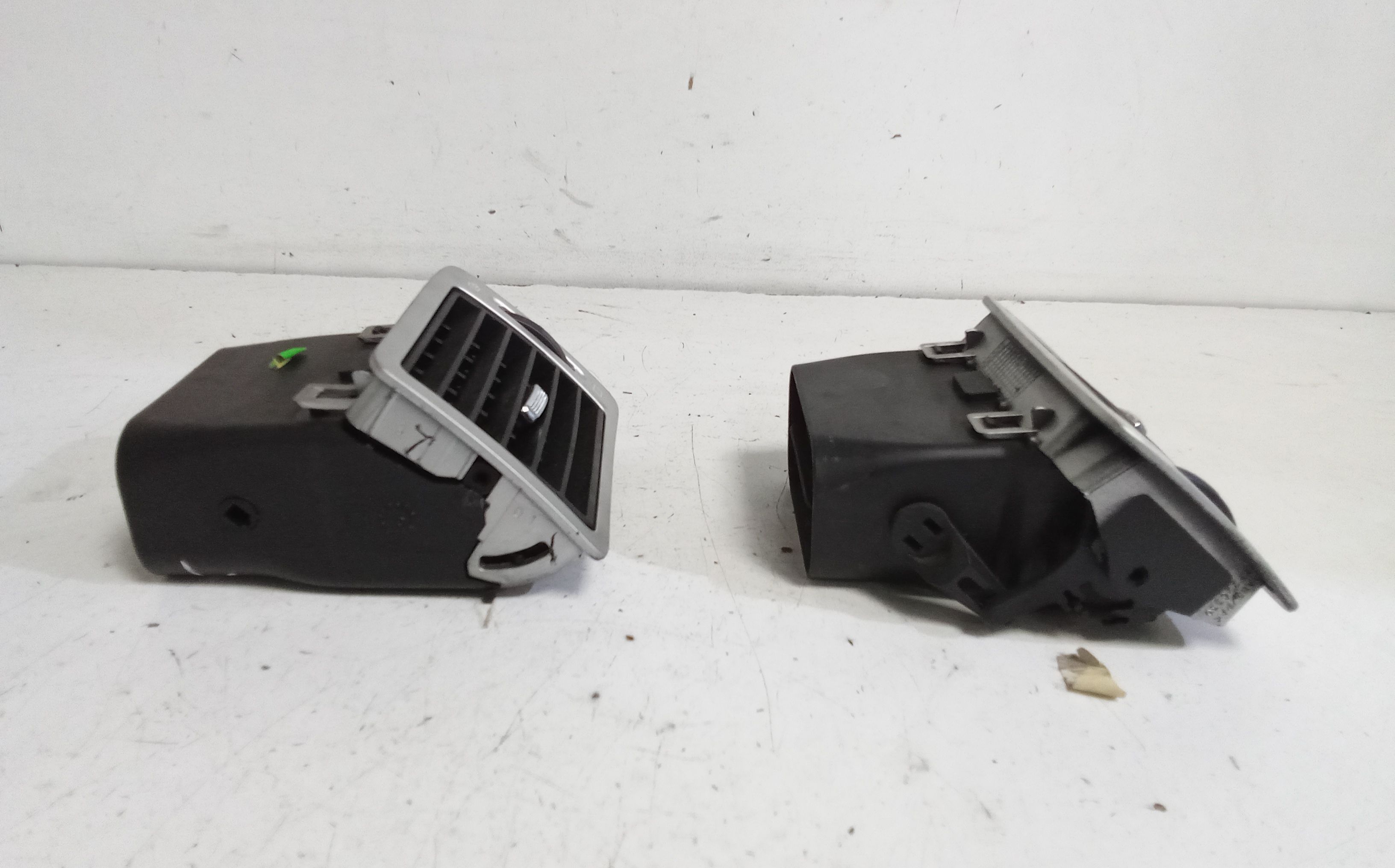 Bocchette aria cruscotto DX e SX PEUGEOT 307 S. Wagon 2 Serie