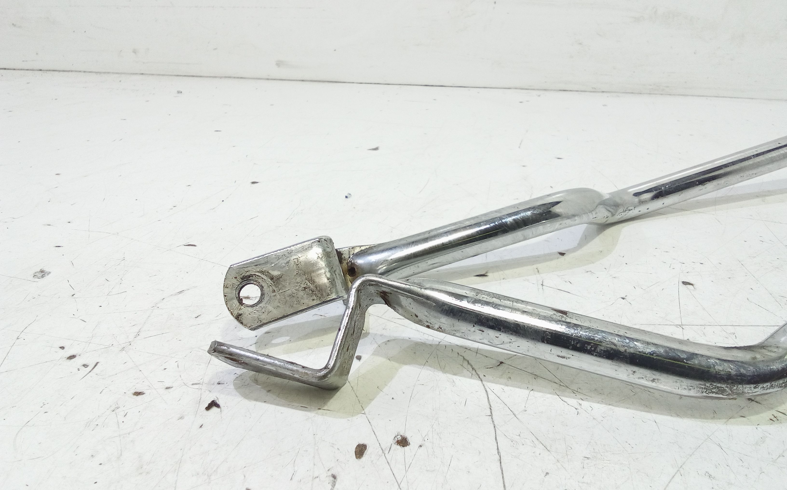 Supporto paravento PIAGGIO Liberty 200cc RST 4T (04>07)