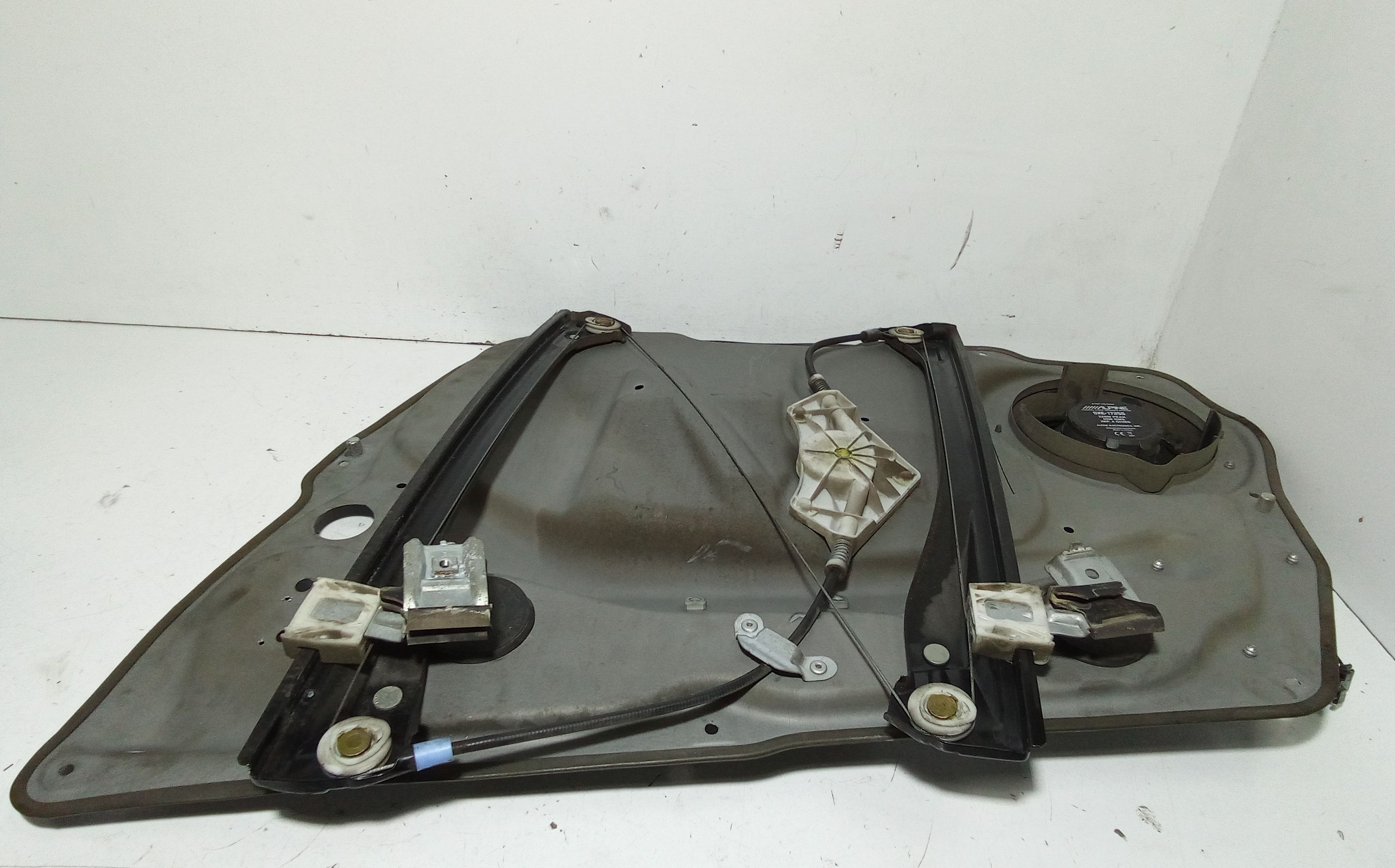 Cremagliera anteriore sinistra Guida MERCEDES Classe A W169 3 Serie