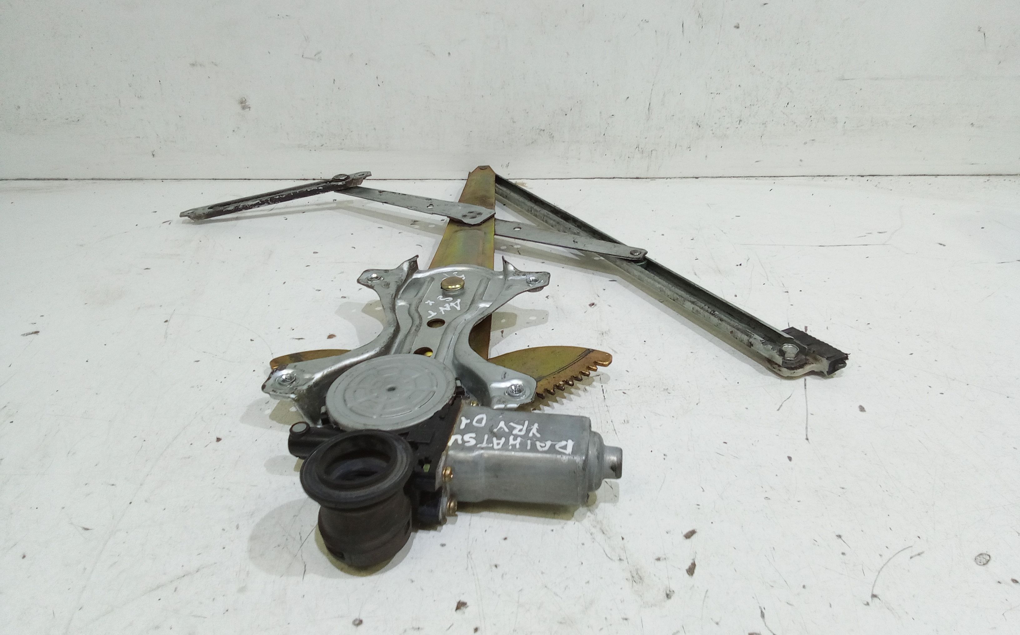 Cremagliera anteriore destra passeggero DAIHATSU YRV Serie