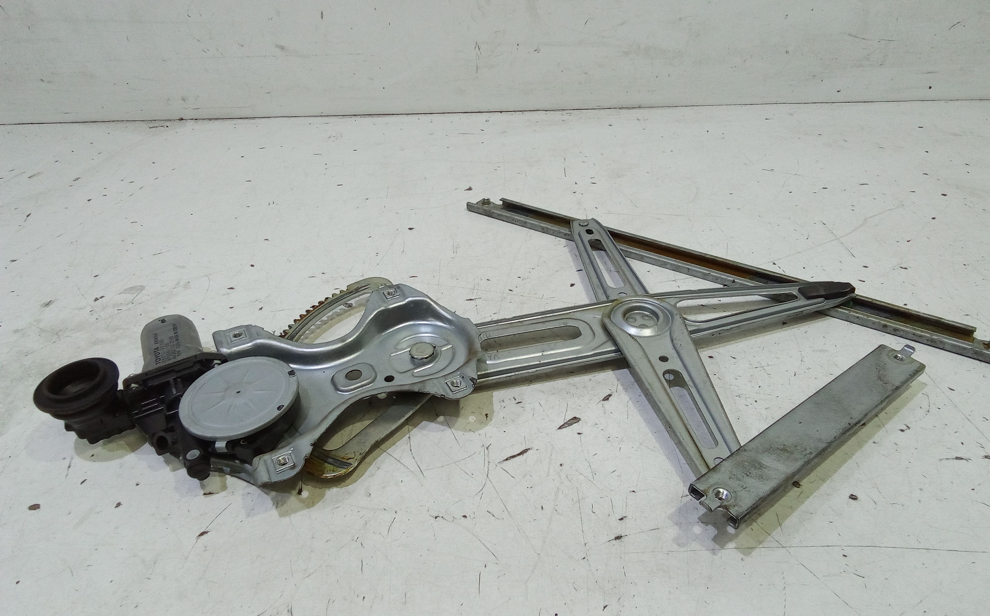 Cremagliera anteriore destra passeggero TOYOTA Yaris Serie (08>11)