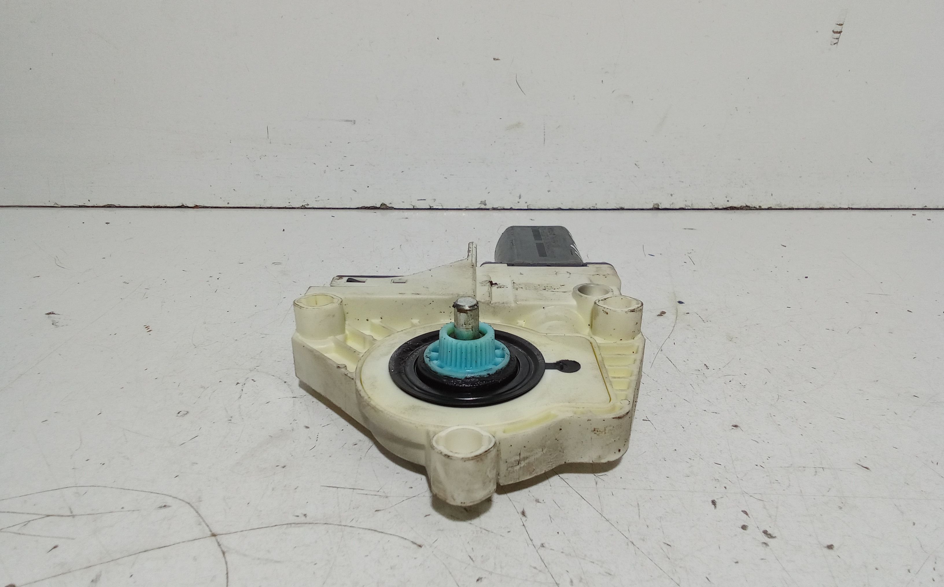 Motorino Alzavetro anteriore destra AUDI A4 Avant (8K5) (08>15)