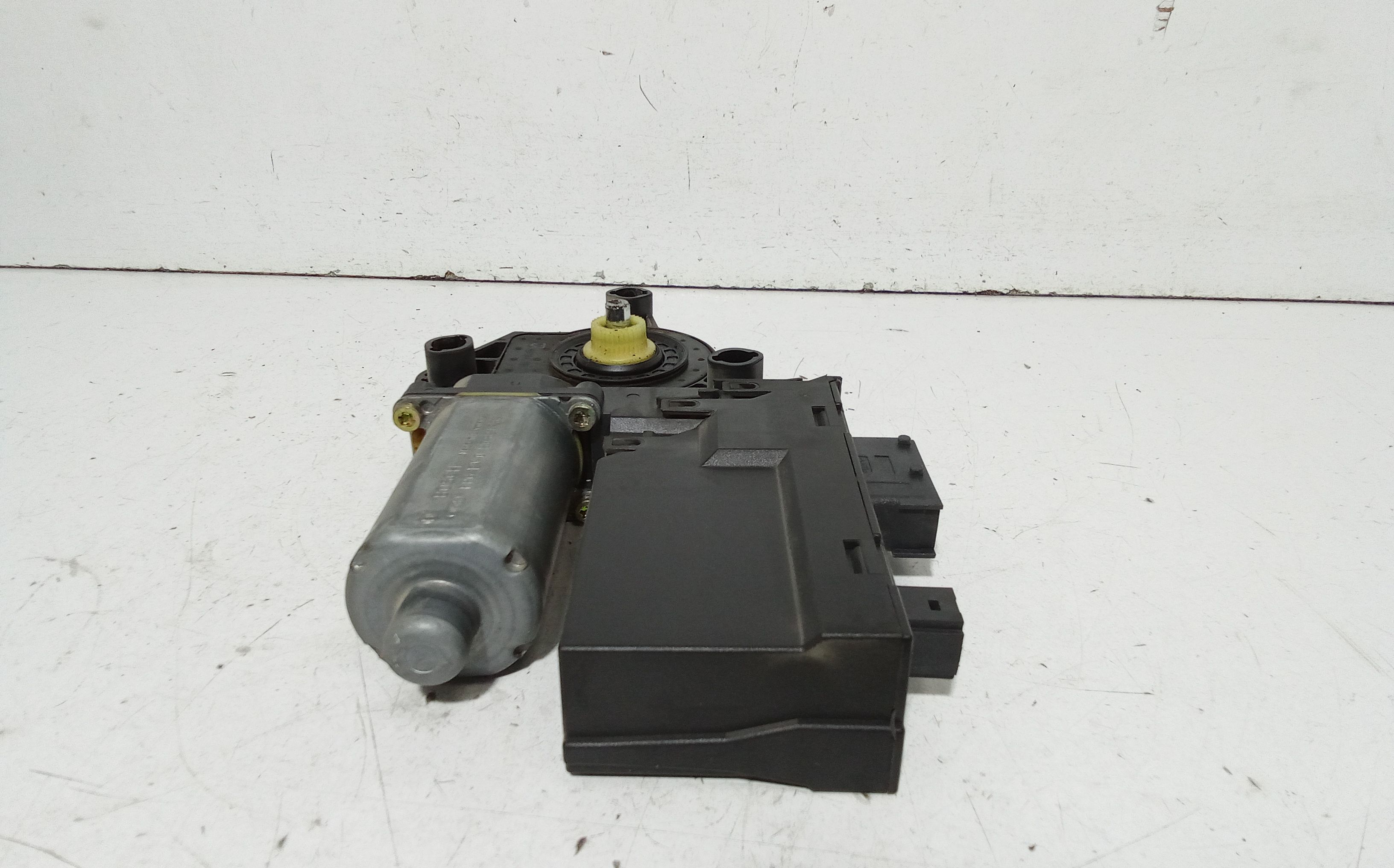 Motorino Alzavetro anteriore destra PEUGEOT 307 Berlina 2 Serie