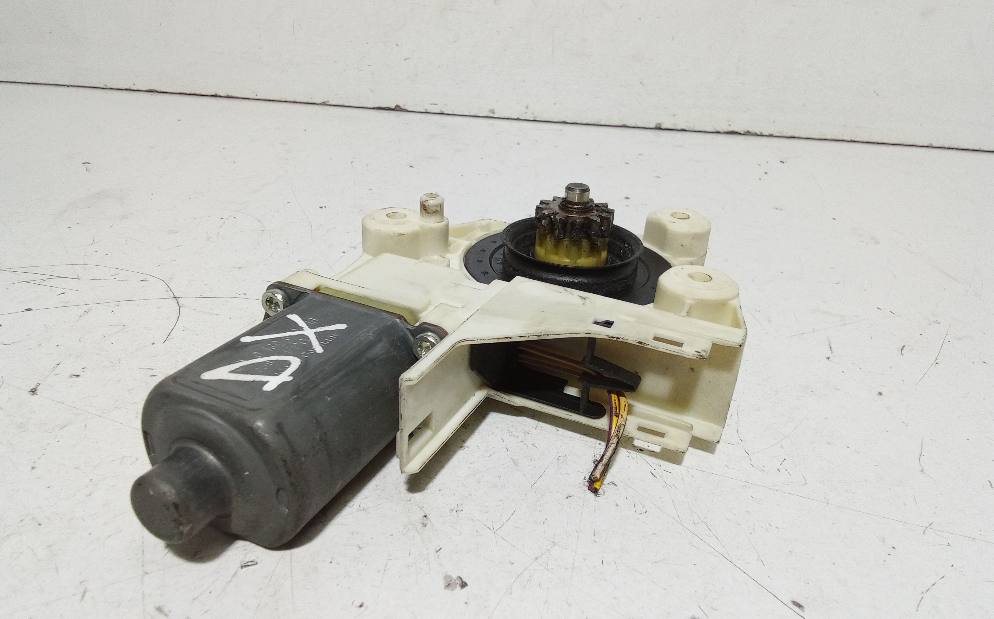 Motorino Alzavetro anteriore destra FORD Focus Berlina 3 Serie