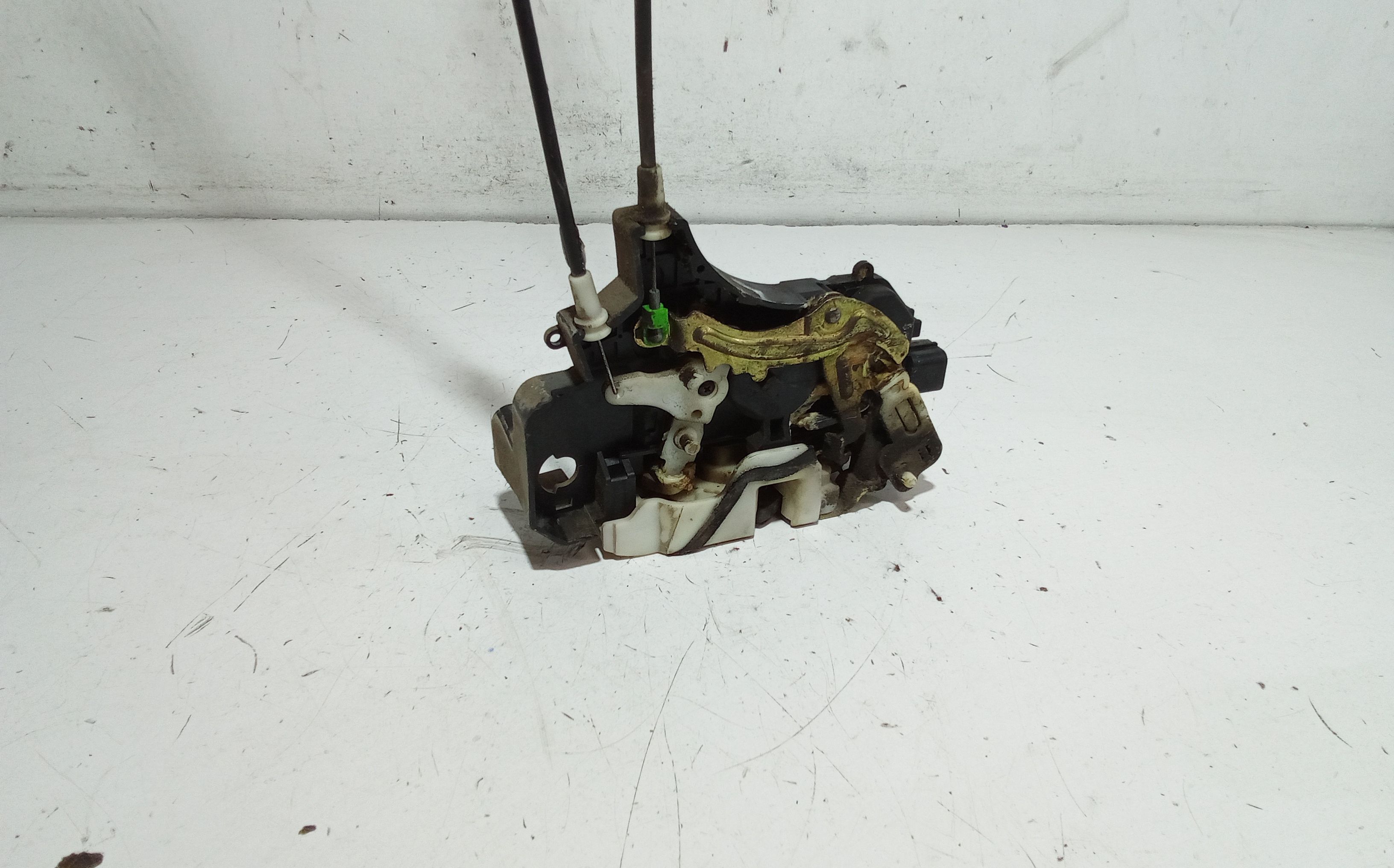 Serratura Posteriore Sinistra MITSUBISHI Colt Serie 5P (Z) (06>12)