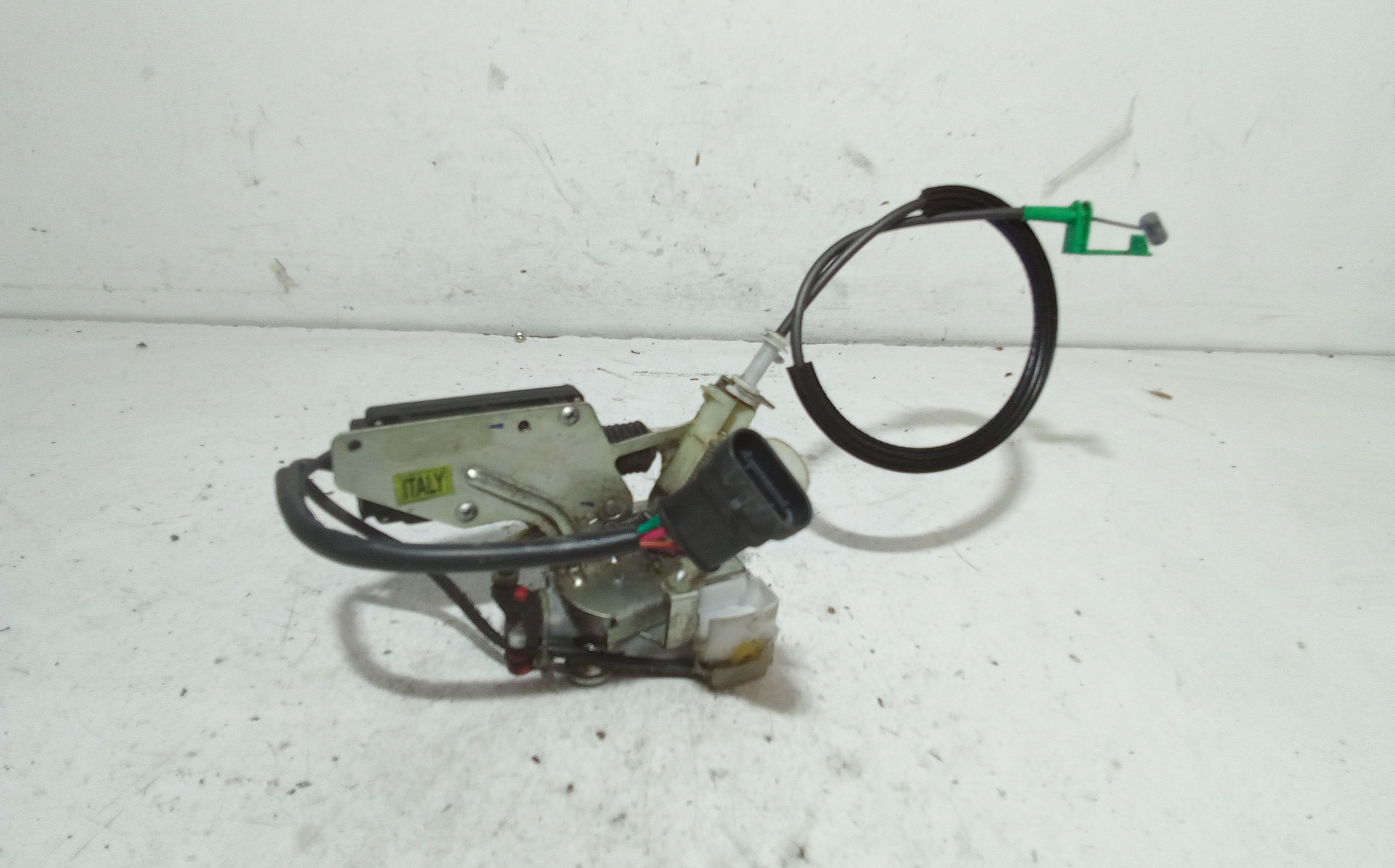 Serratura Posteriore Sinistra MAHINDRA GOA Serie