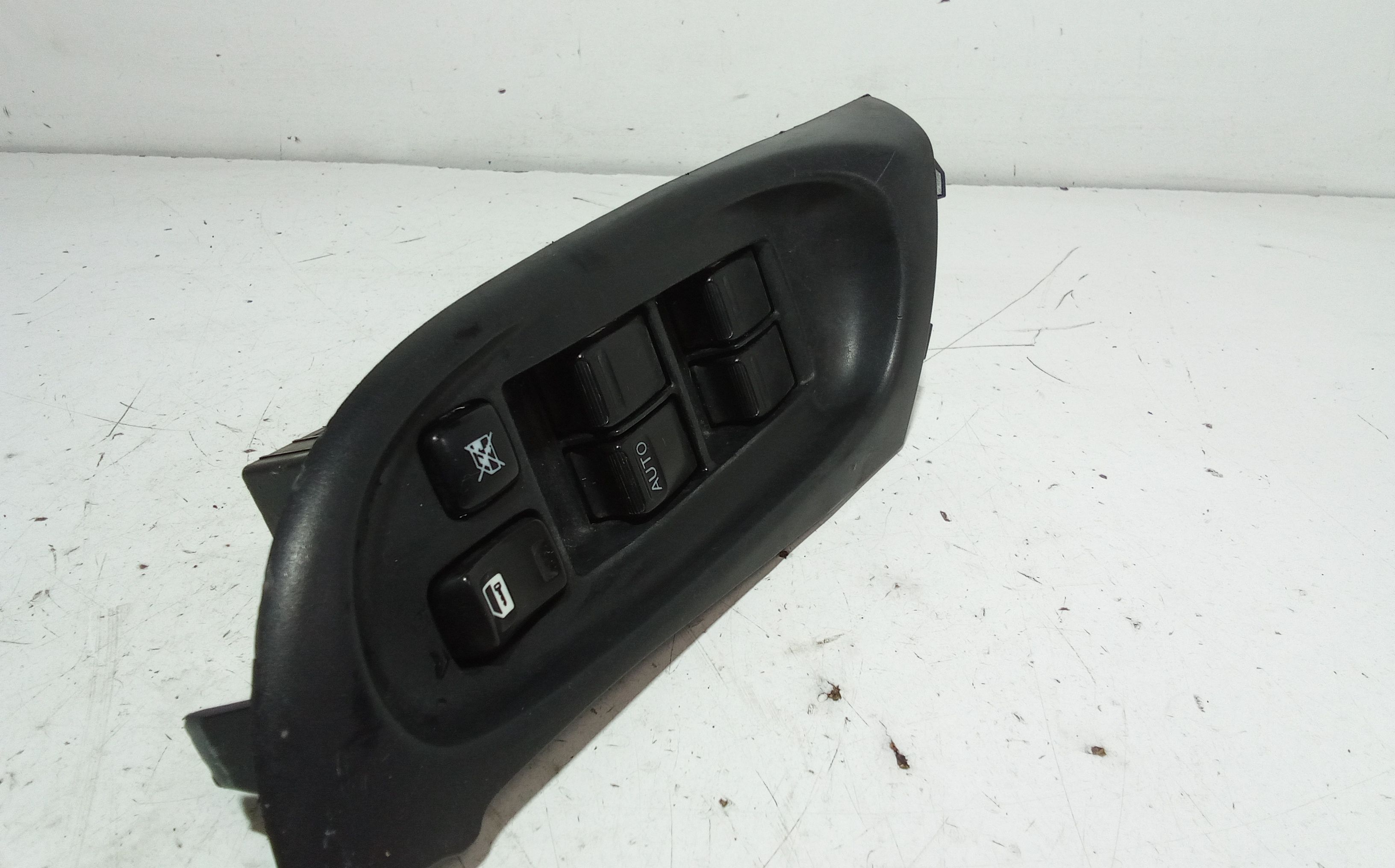 Pulsantiera anteriore sinistra Guida NISSAN Almera 3 Serie