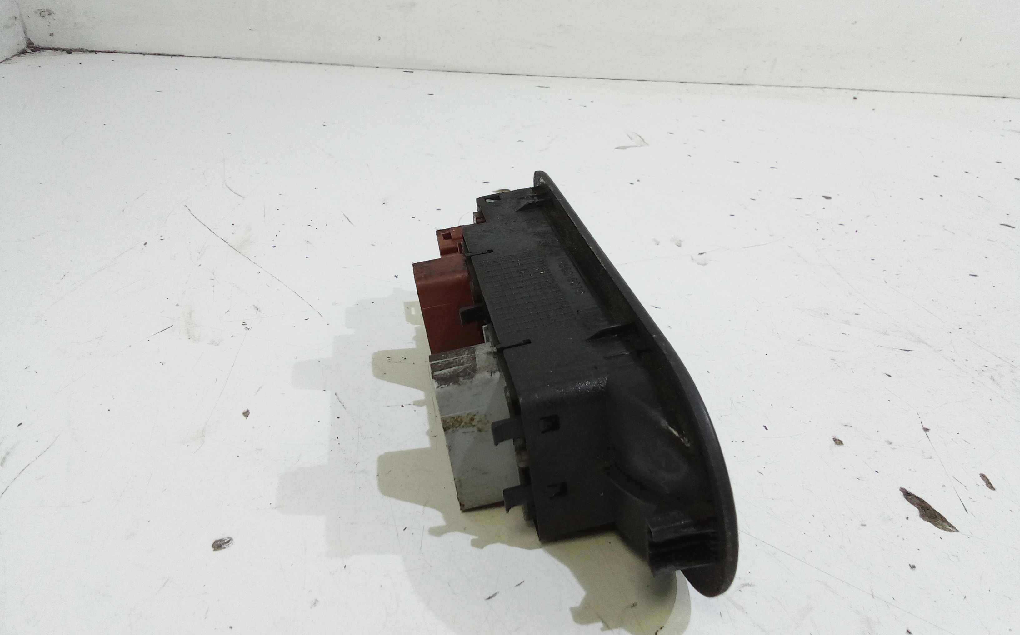 Pulsantiera anteriore sinistra Guida RENAULT Megane ll Serie (02>06)