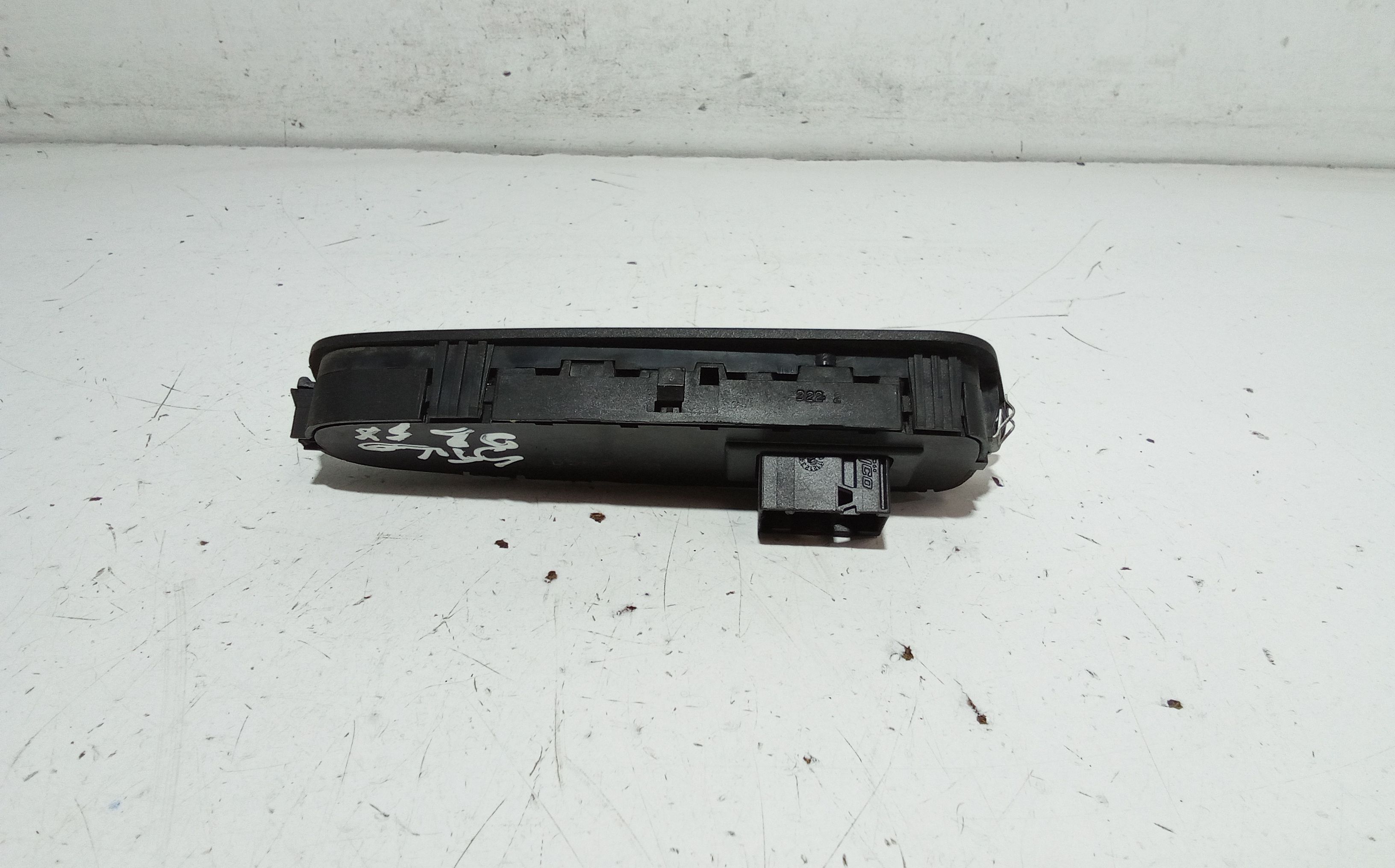 Pulsantiera anteriore sinistra Guida FIAT Stilo Berlina 5P