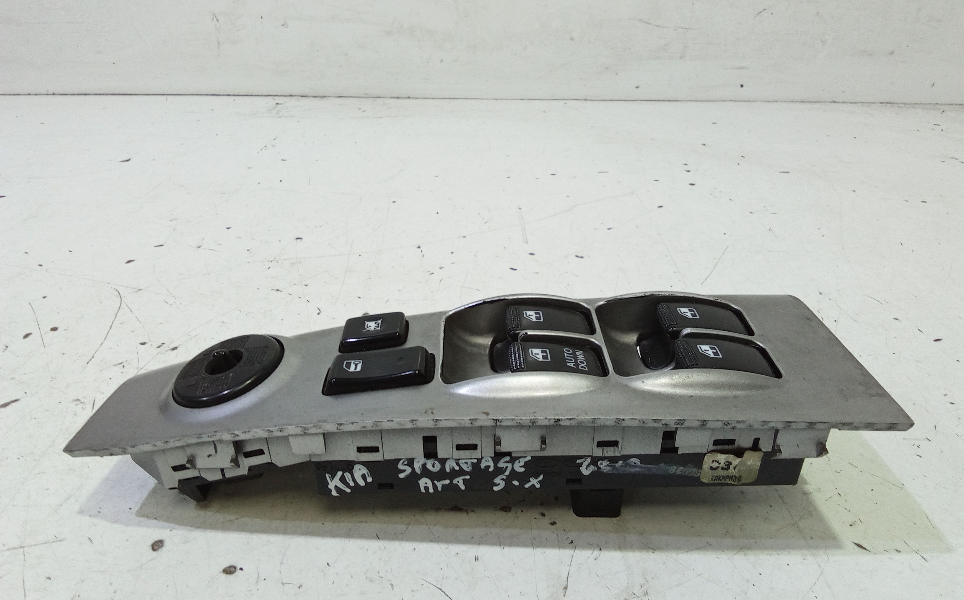 Pulsantiera anteriore sinistra Guida KIA Sportage Serie (04>10)