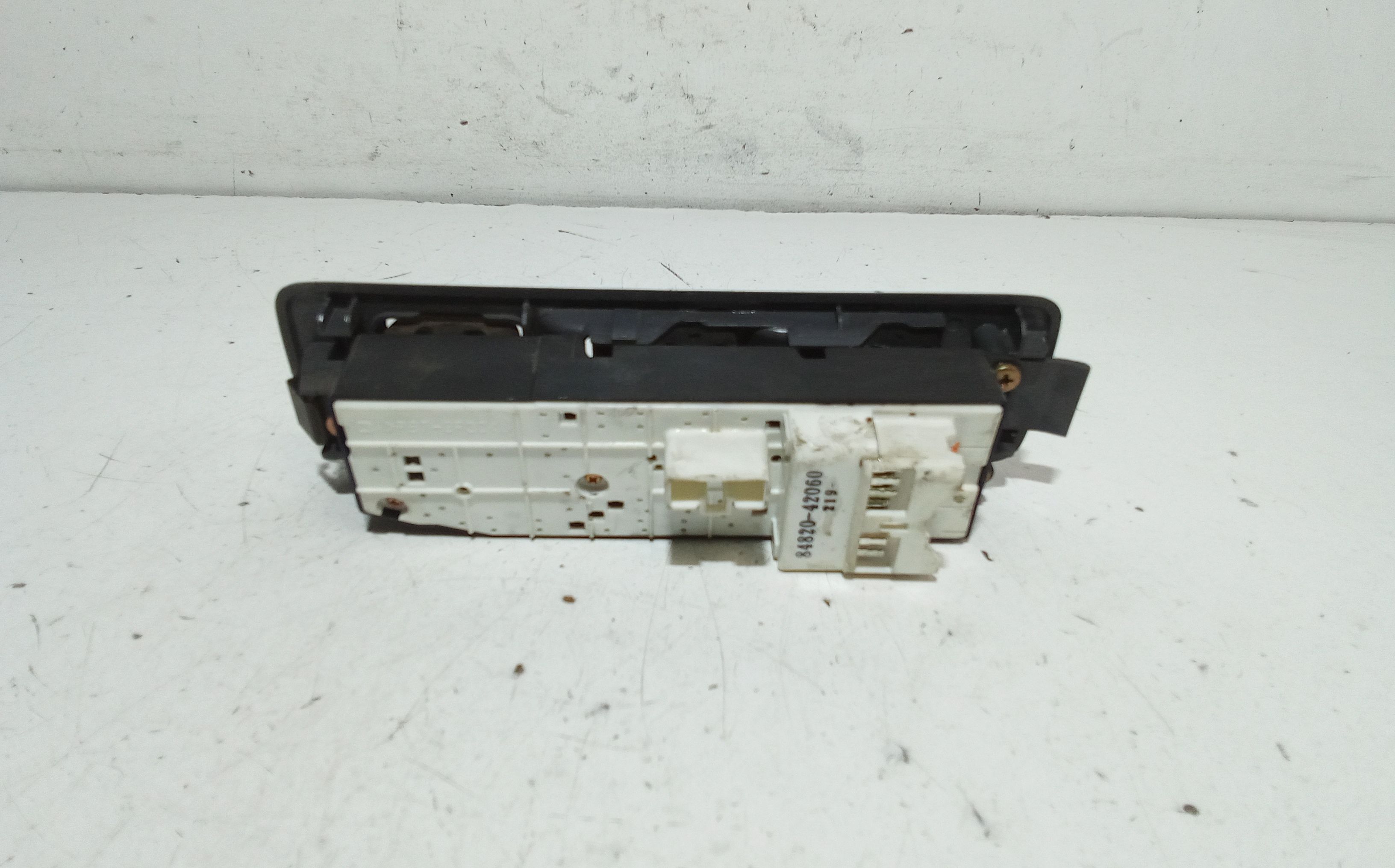 Pulsantiera anteriore sinistra Guida TOYOTA Rav4 1 Serie