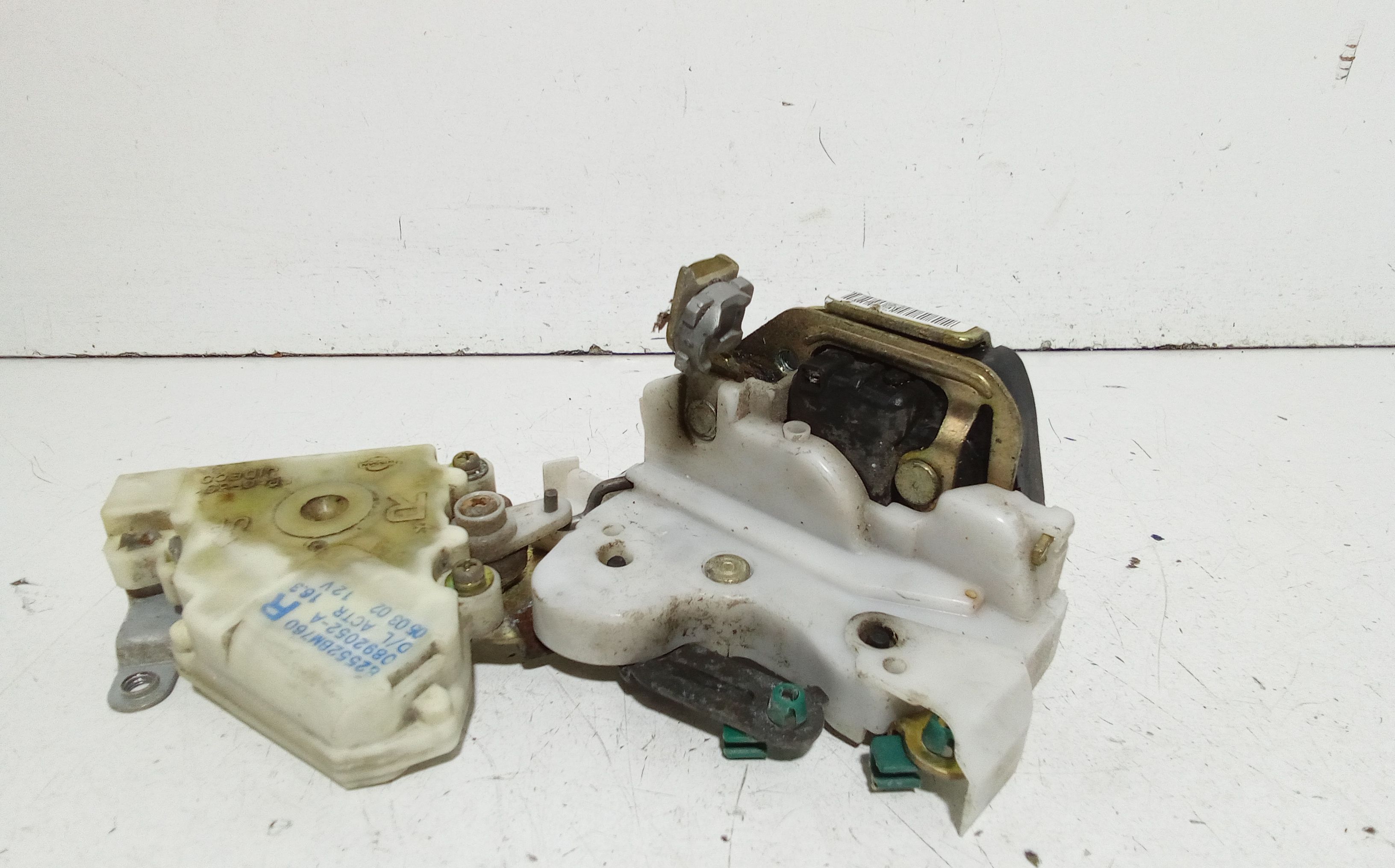 Serratura Posteriore destra NISSAN Almera 3 Serie