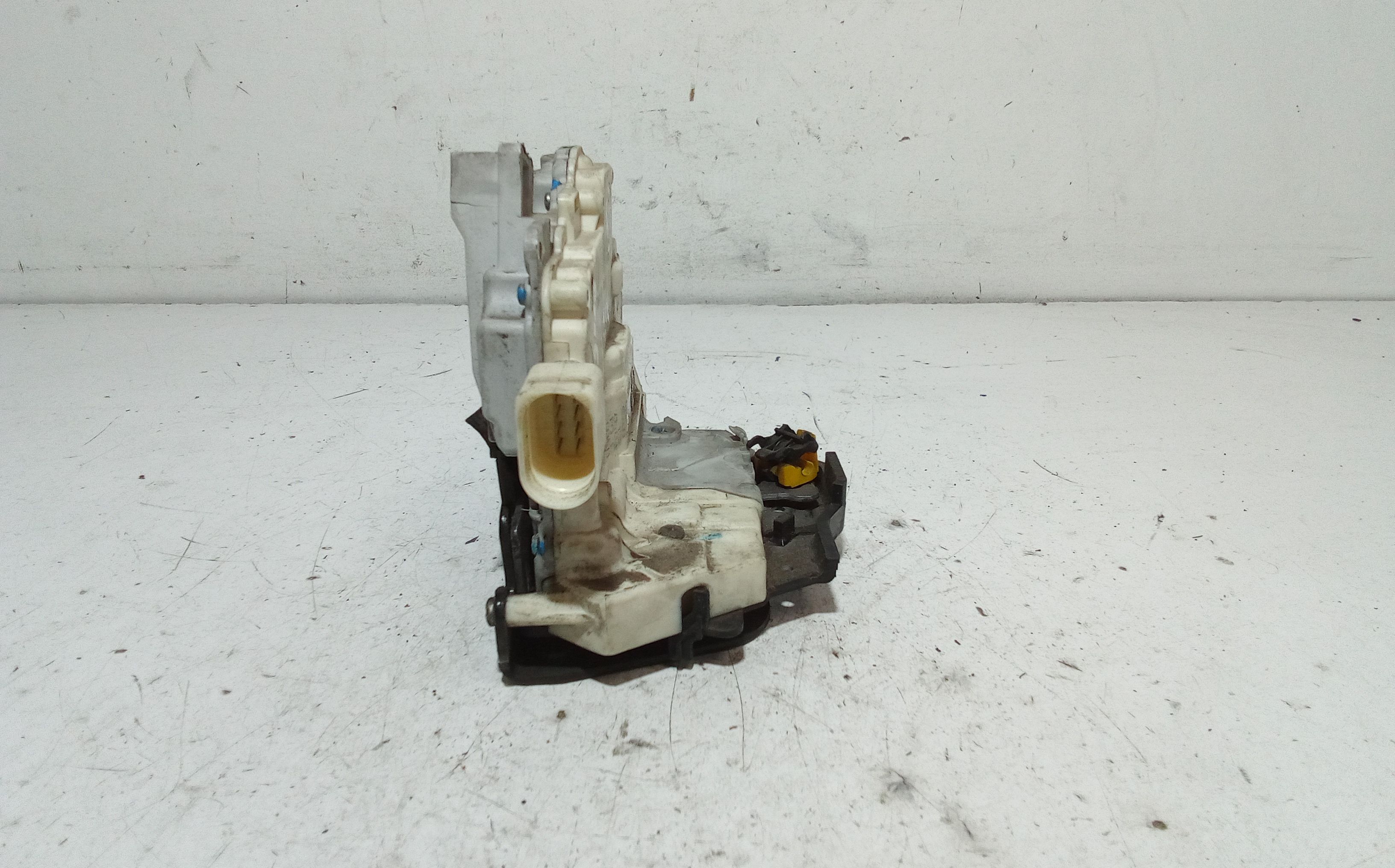 Serratura Posteriore destra AUDI A3 Serie (8P1) (05>08)