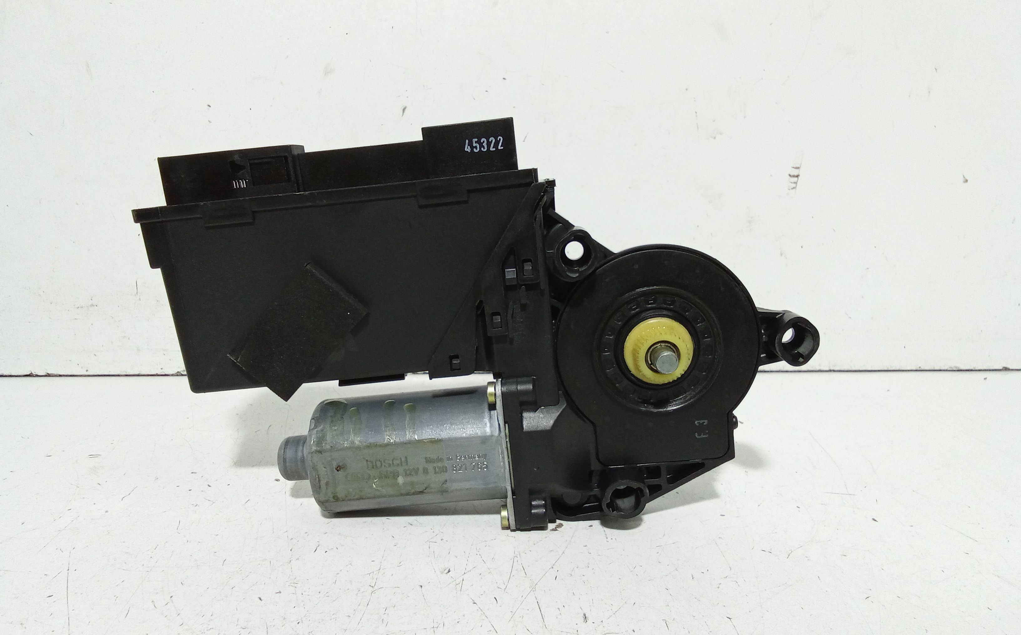 Motorino Alzavetro posteriore destra AUDI A2 Serie (8Z0) (00>05)