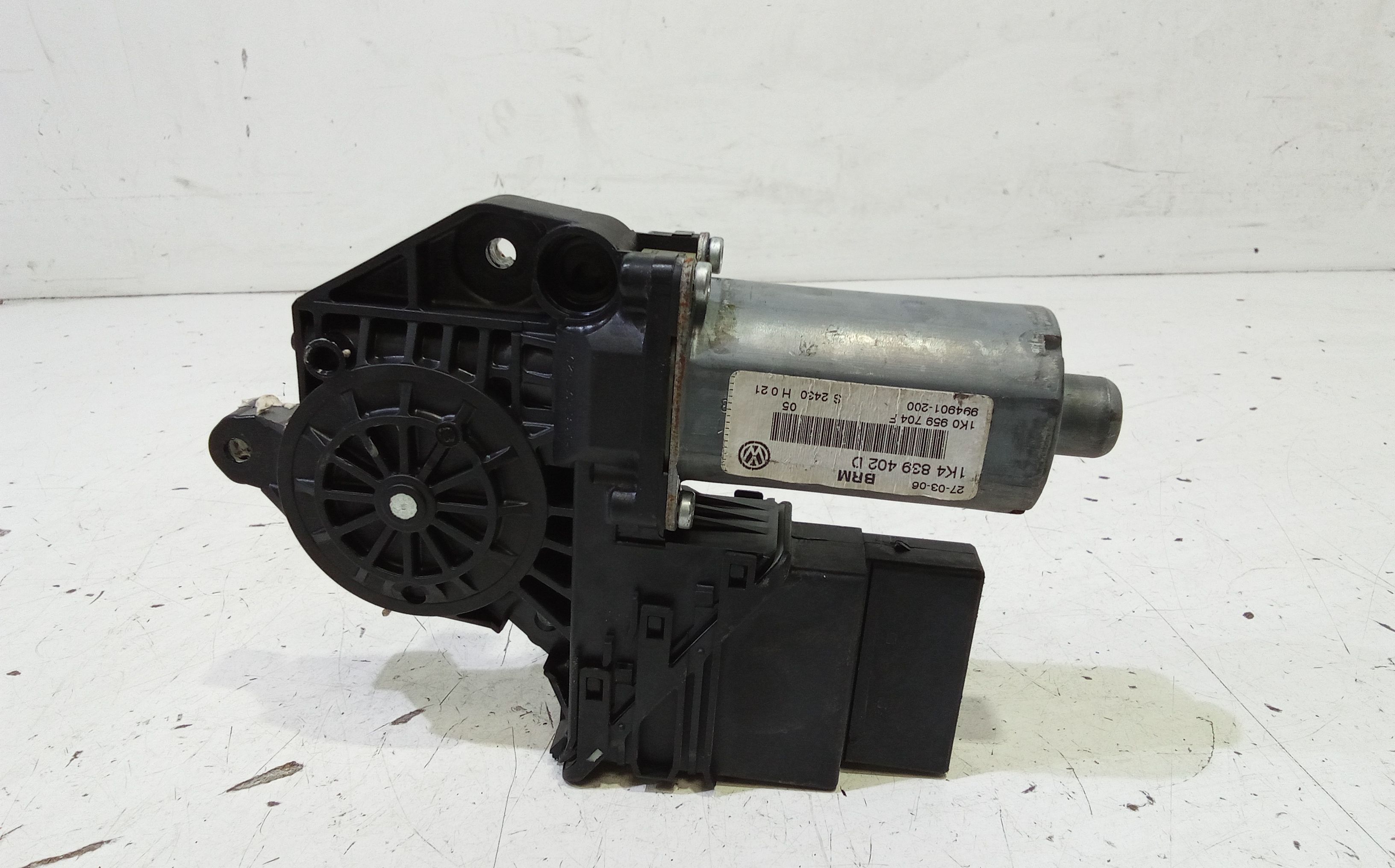 Motorino Alzavetro posteriore destra VOLKSWAGEN Golf 5 Berlina (03>08)