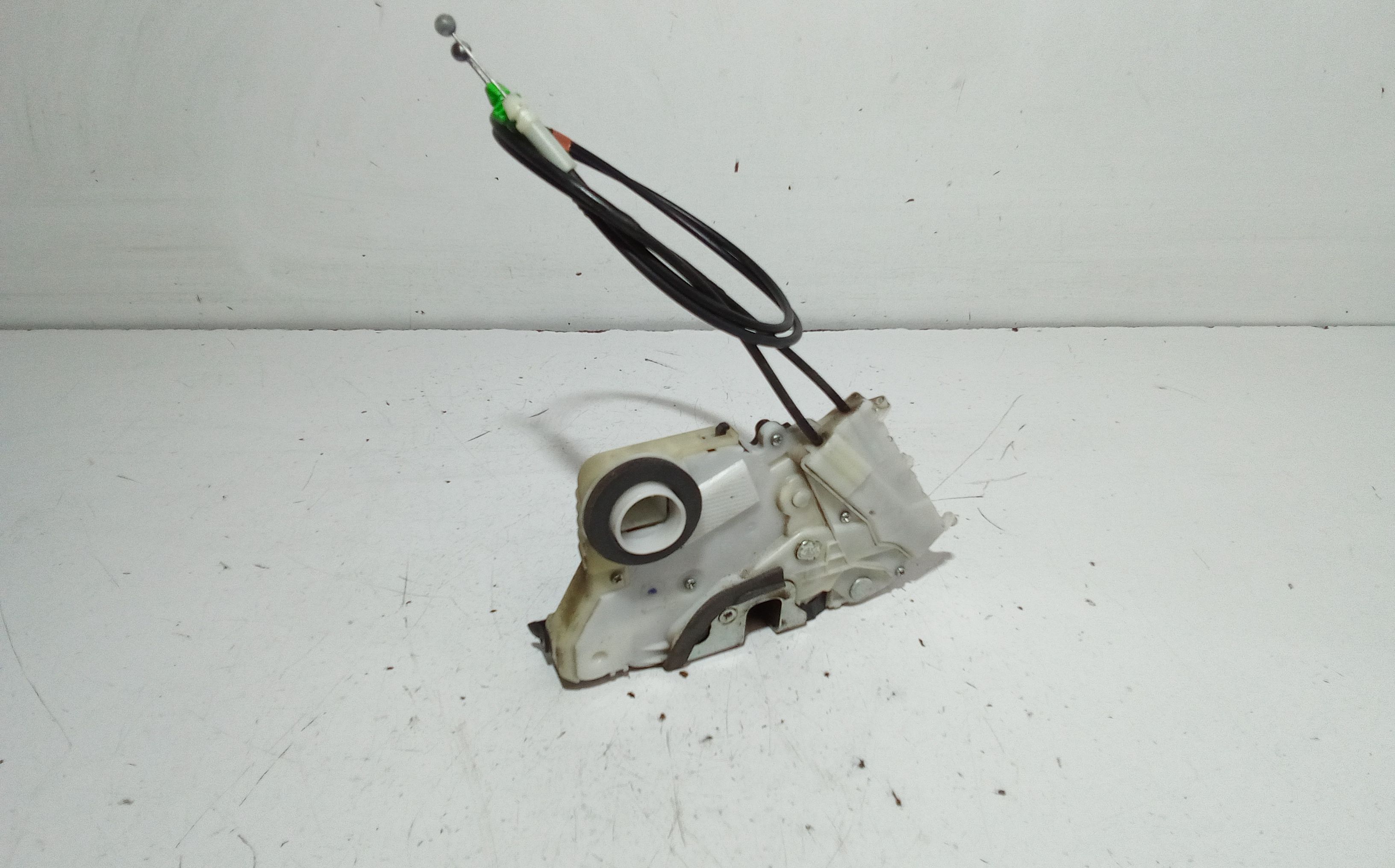 Serratura Anteriore Sinistra TOYOTA Yaris Serie (05>08)