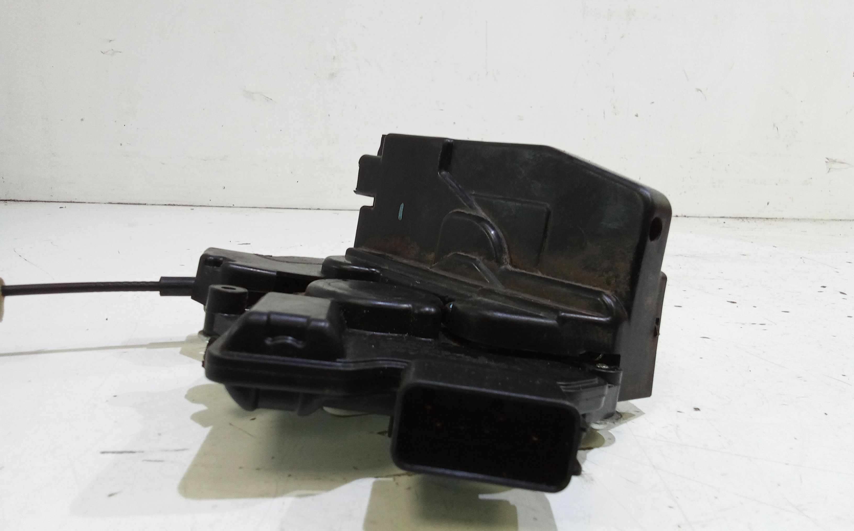 Serratura Anteriore Sinistra MAZDA 3 Berlina Serie (03>09)