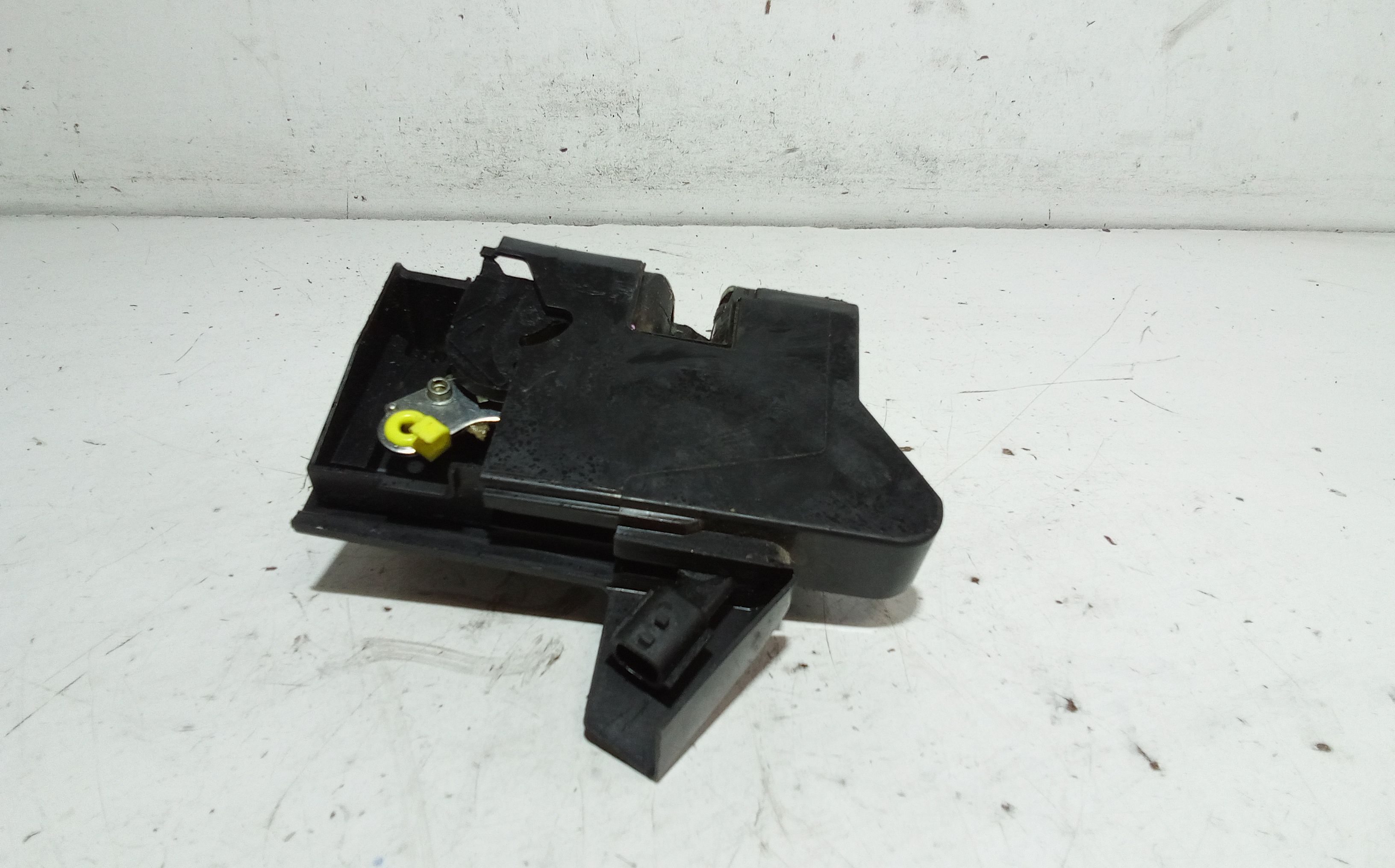 Serratura Anteriore Sinistra DACIA Sandero Serie II (12>20)