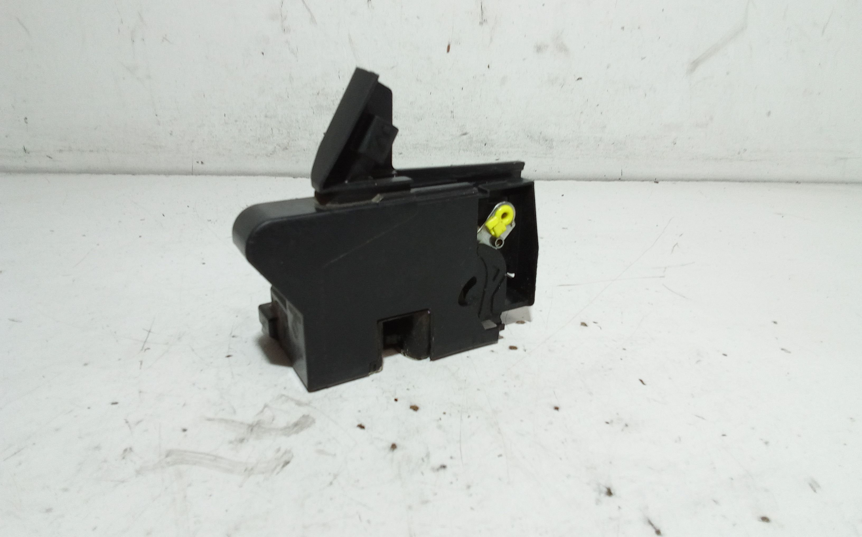 Serratura Anteriore Sinistra DACIA Sandero Serie II (12>20)