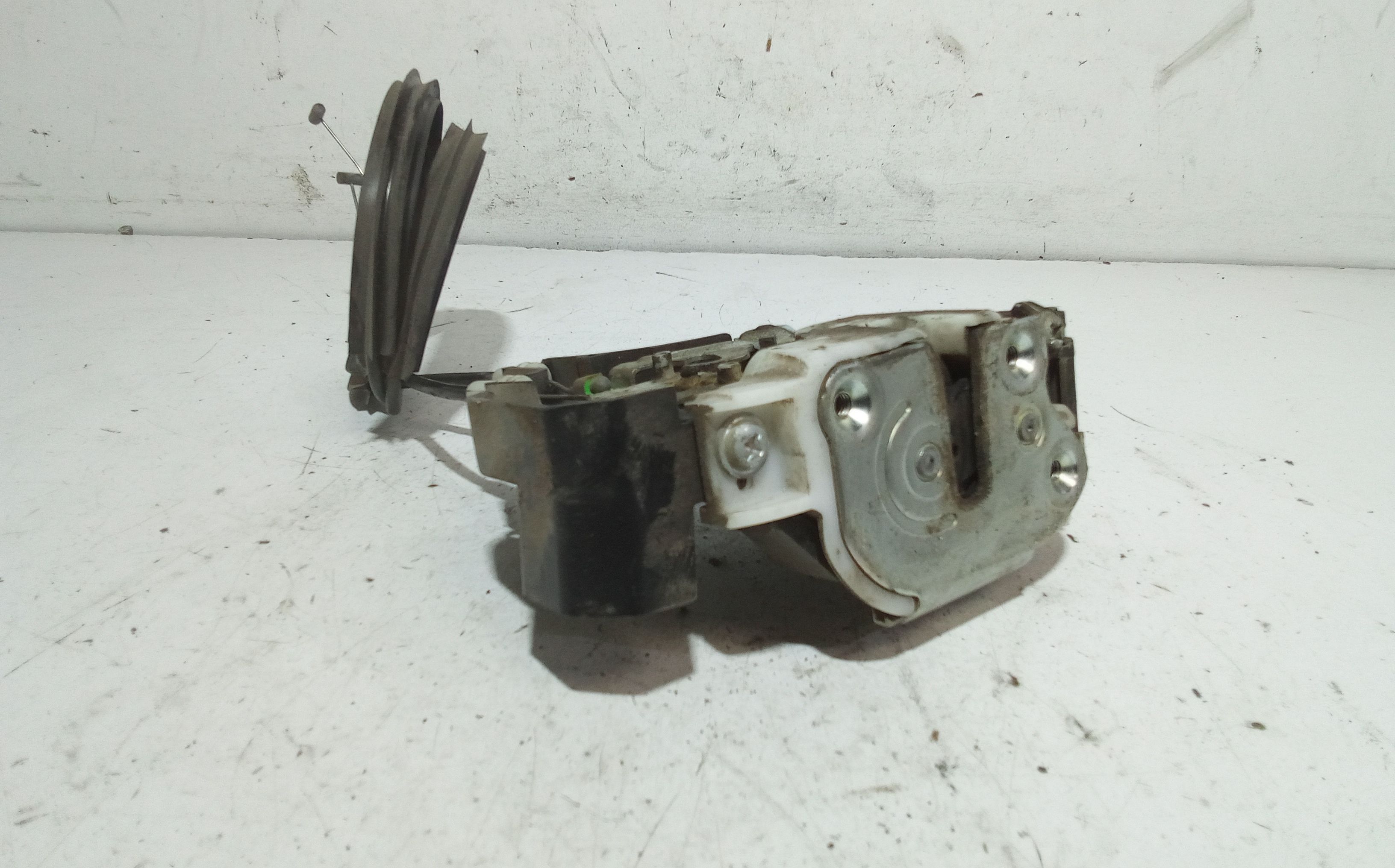 Serratura Anteriore Sinistra MITSUBISHI Colt Serie 5P (Z) (06>12)