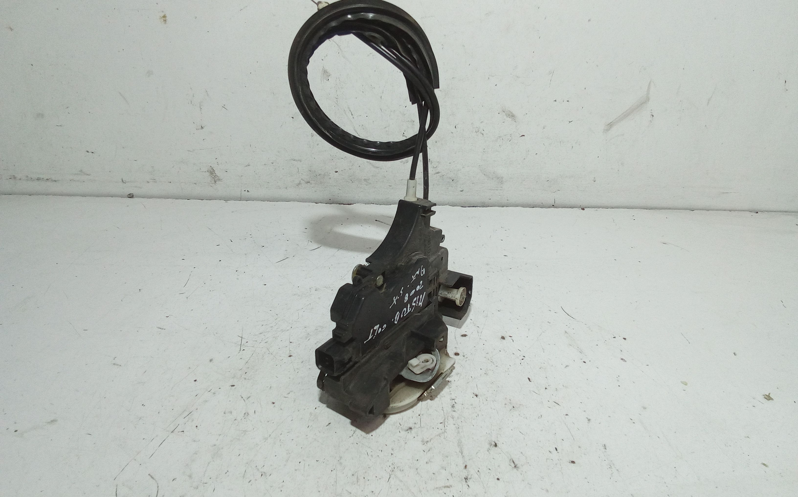 Serratura Anteriore Sinistra MITSUBISHI Colt Serie 5P (Z) (06>12)