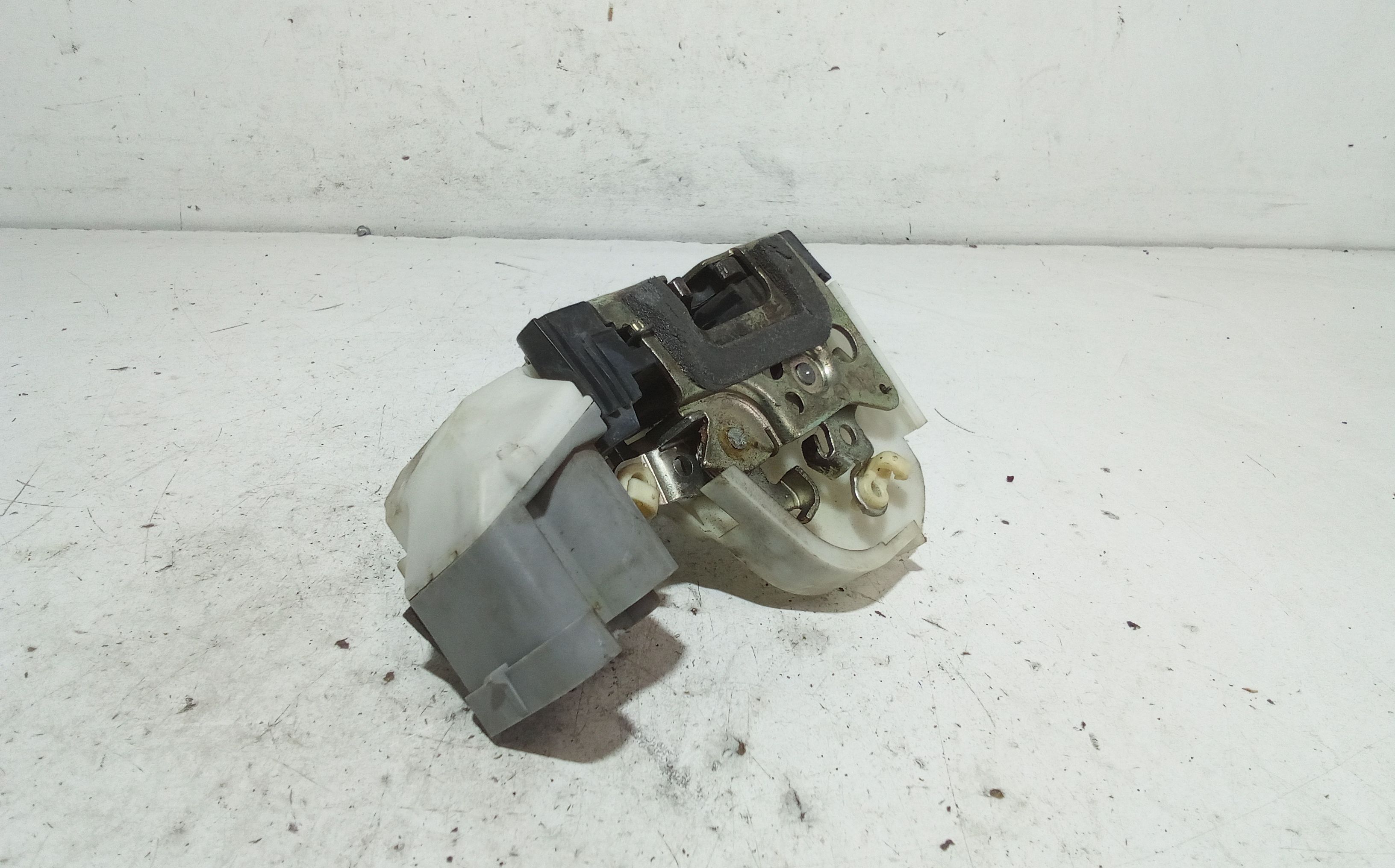 Serratura Anteriore Sinistra FIAT Punto Berlina 5P 3 Serie