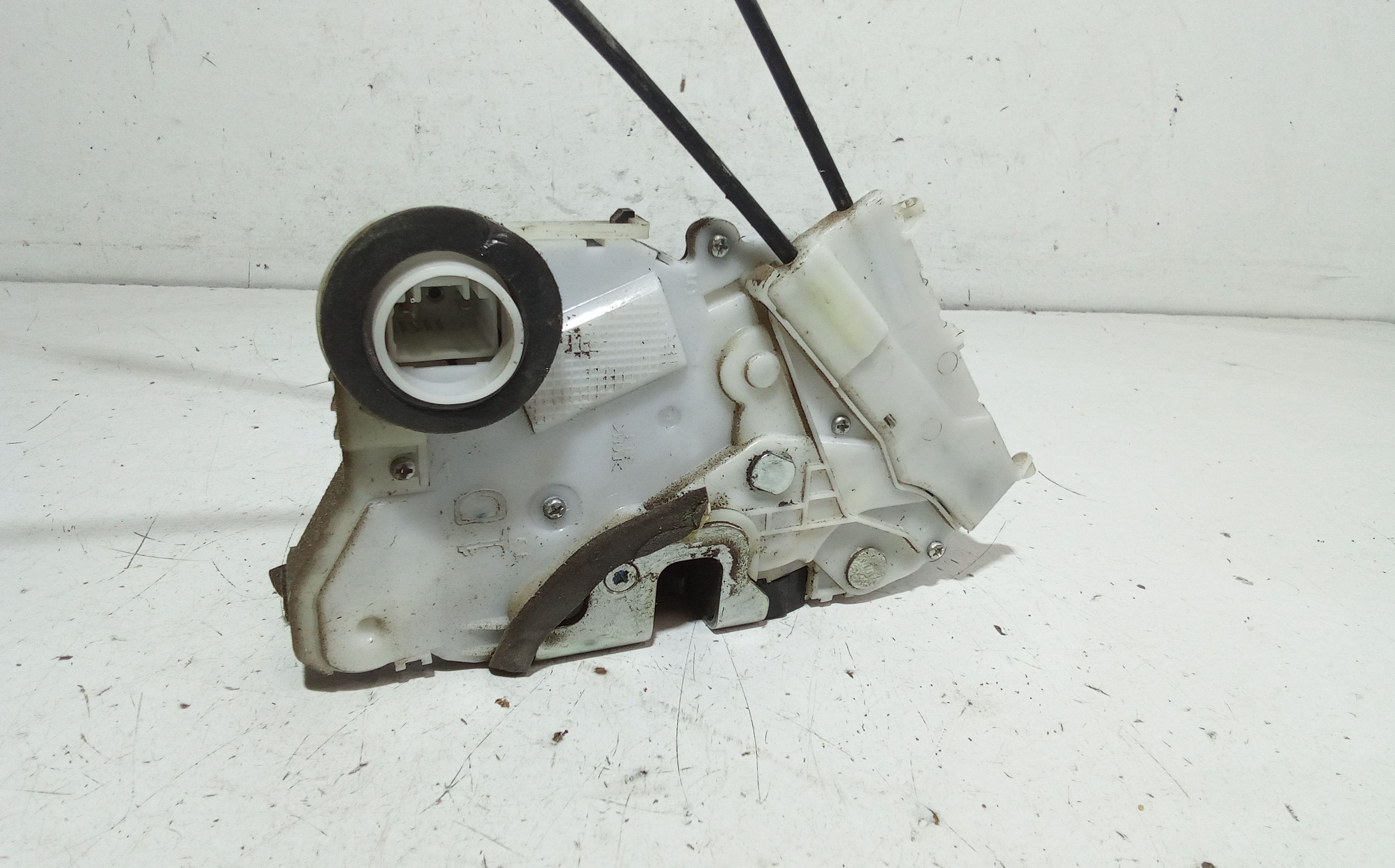 Serratura Anteriore Sinistra TOYOTA Yaris Serie (08>11)