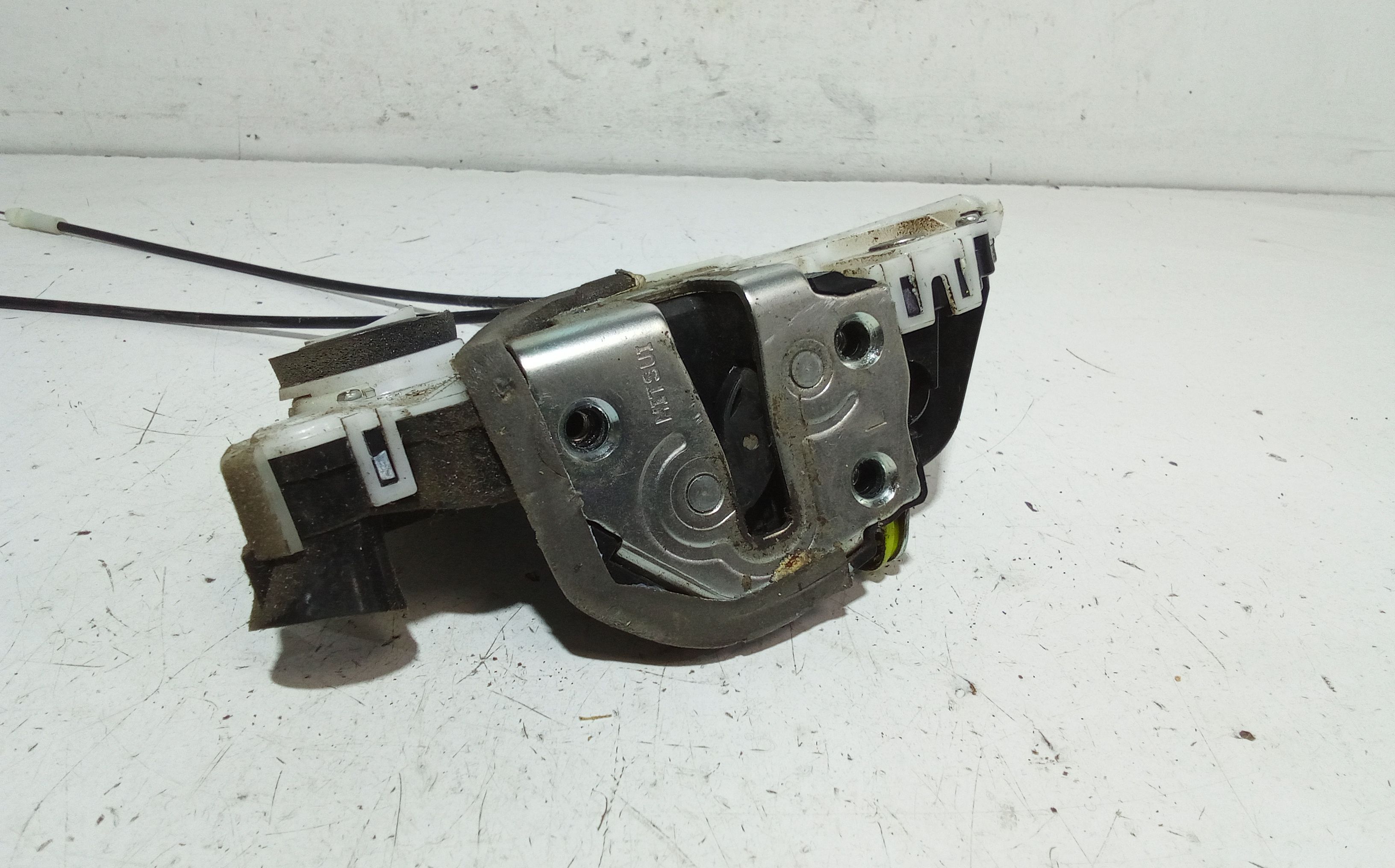 Serratura Anteriore Sinistra TOYOTA Yaris Serie (08>11)