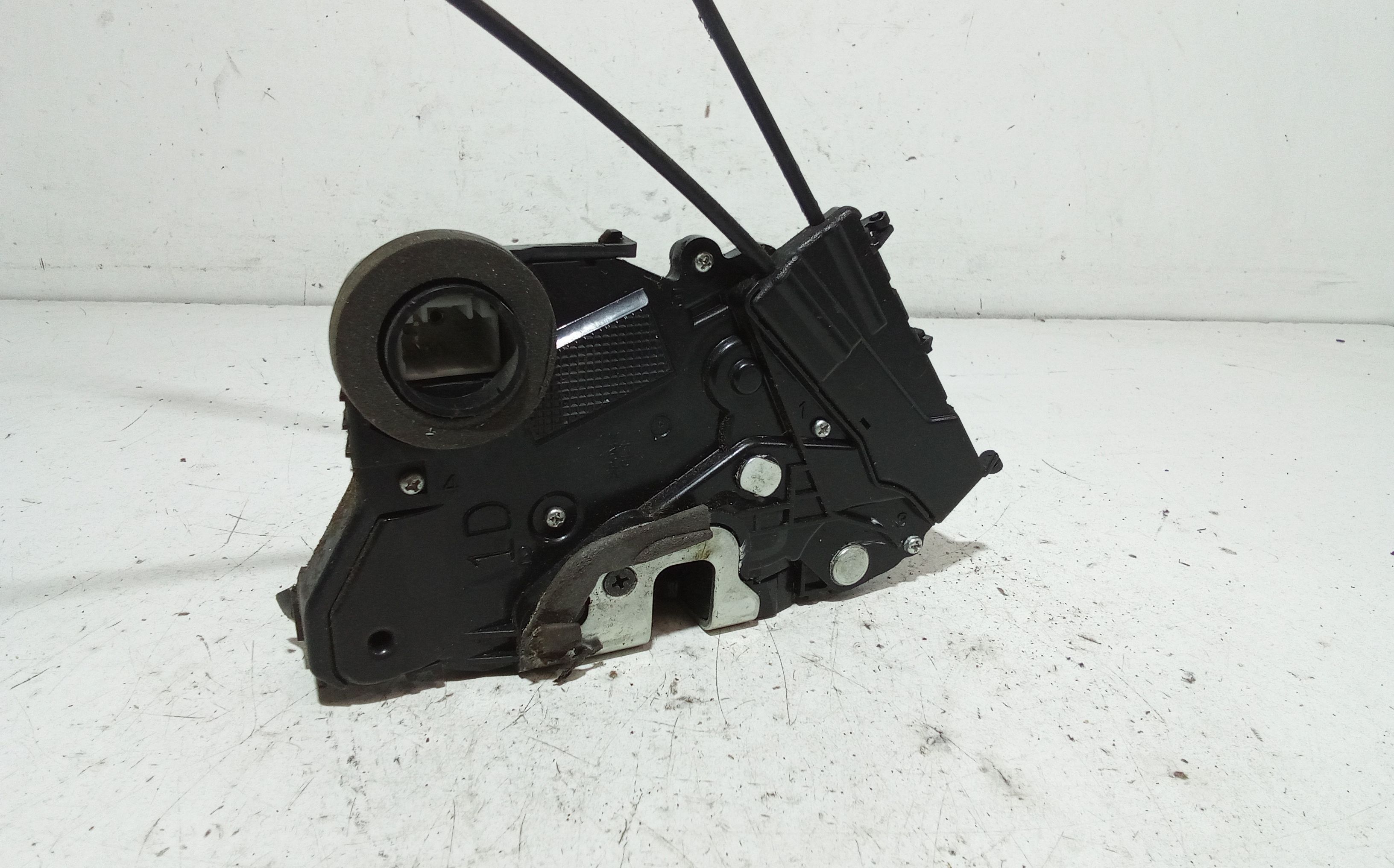 Serratura Anteriore Sinistra TOYOTA Yaris Serie (05>08)