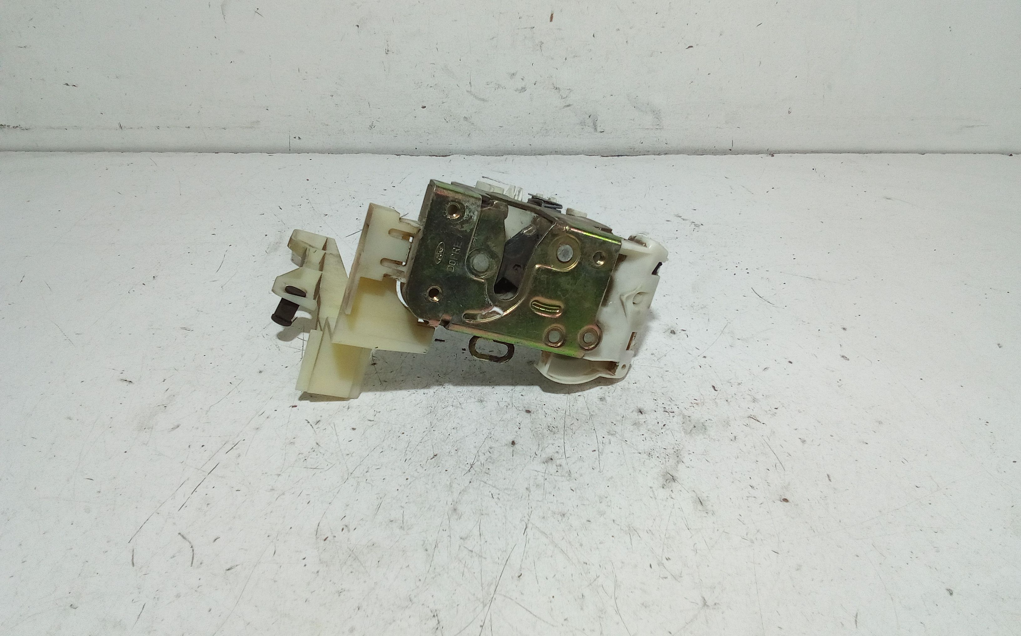 Serratura Anteriore Sinistra FORD Mondeo Berlina 2 Serie