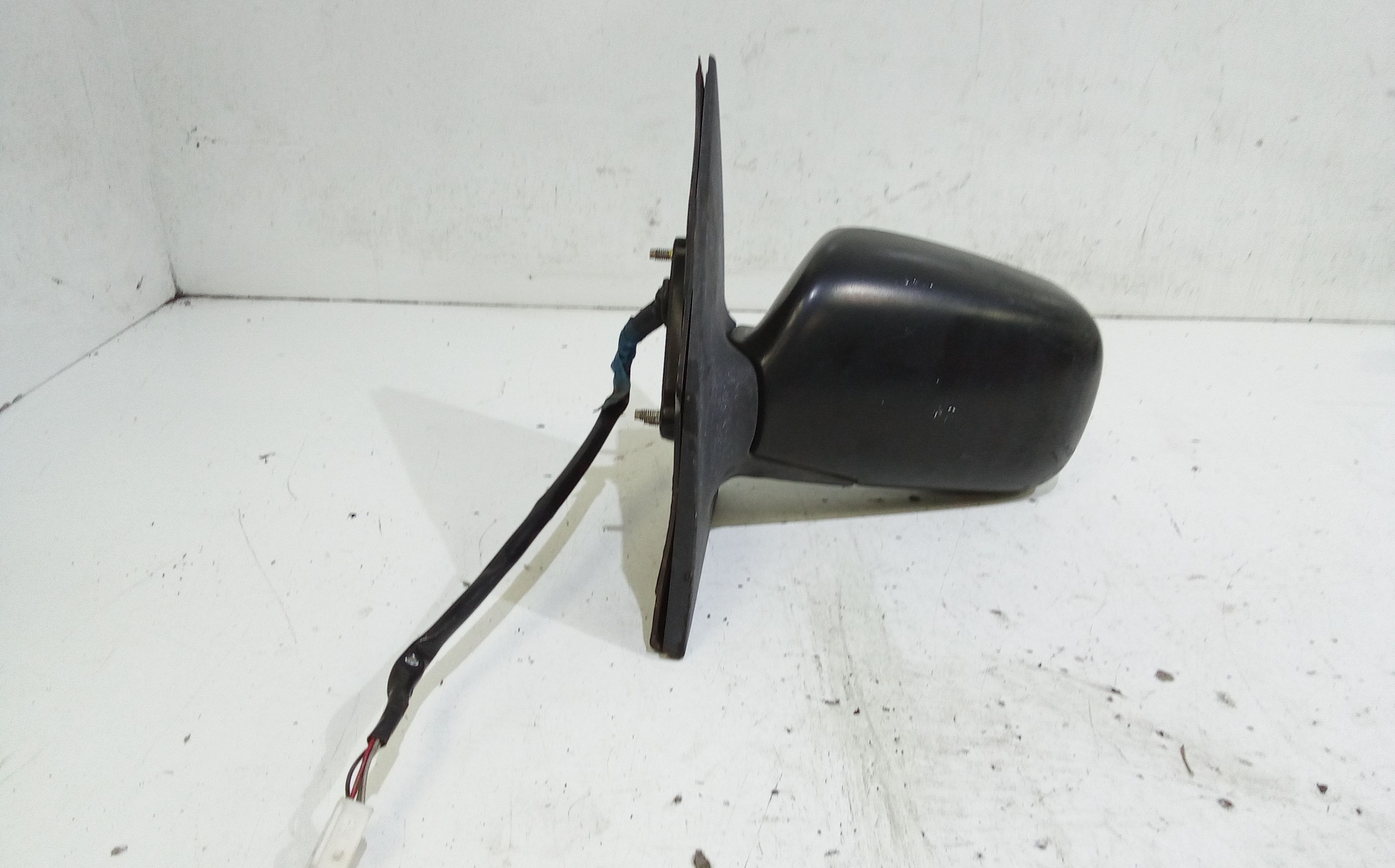 Specchietto Retrovisore Sinistro TOYOTA Yaris Serie (99>03)