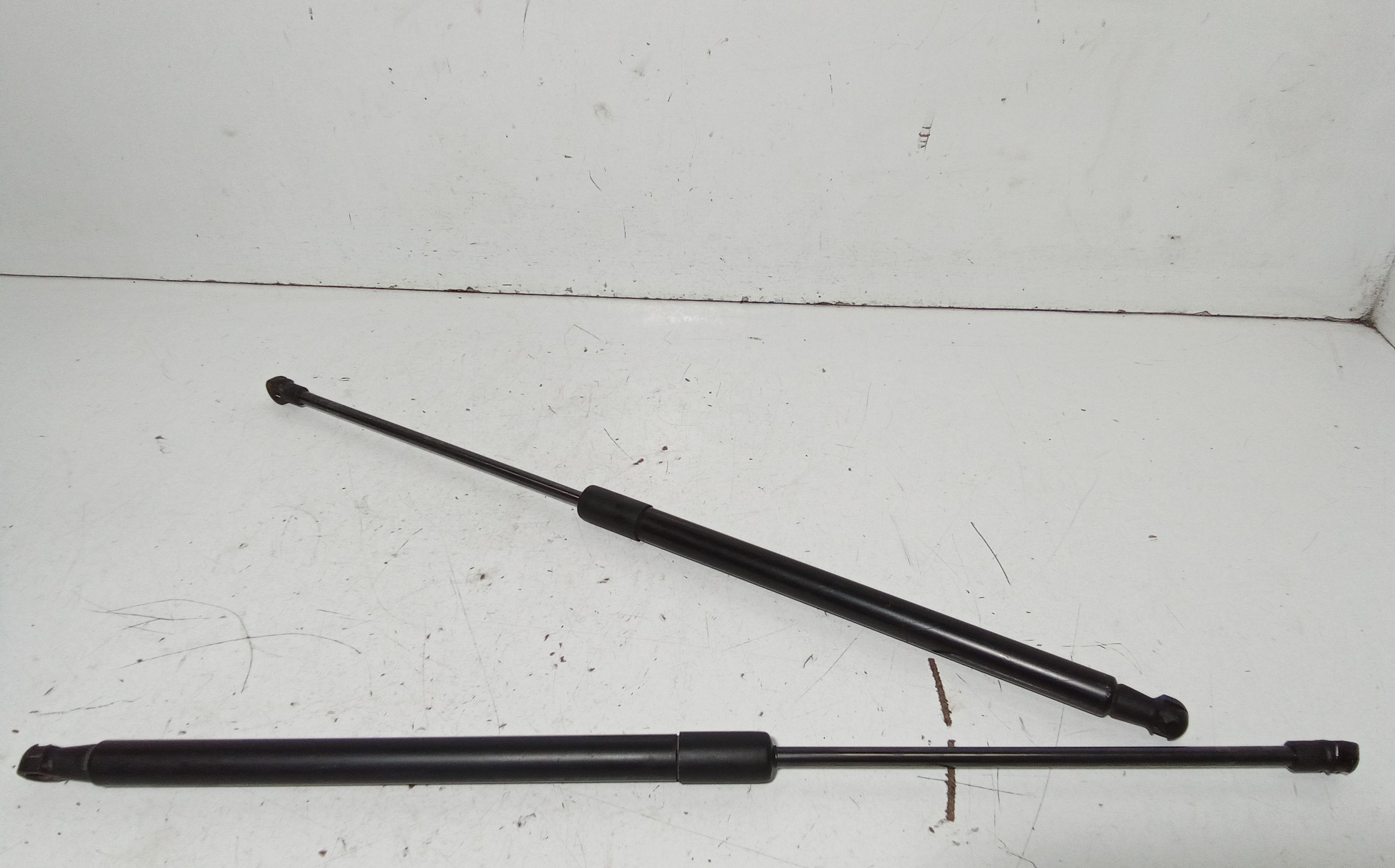 Pistoncini cofano Post. NISSAN Primastar 1 Serie