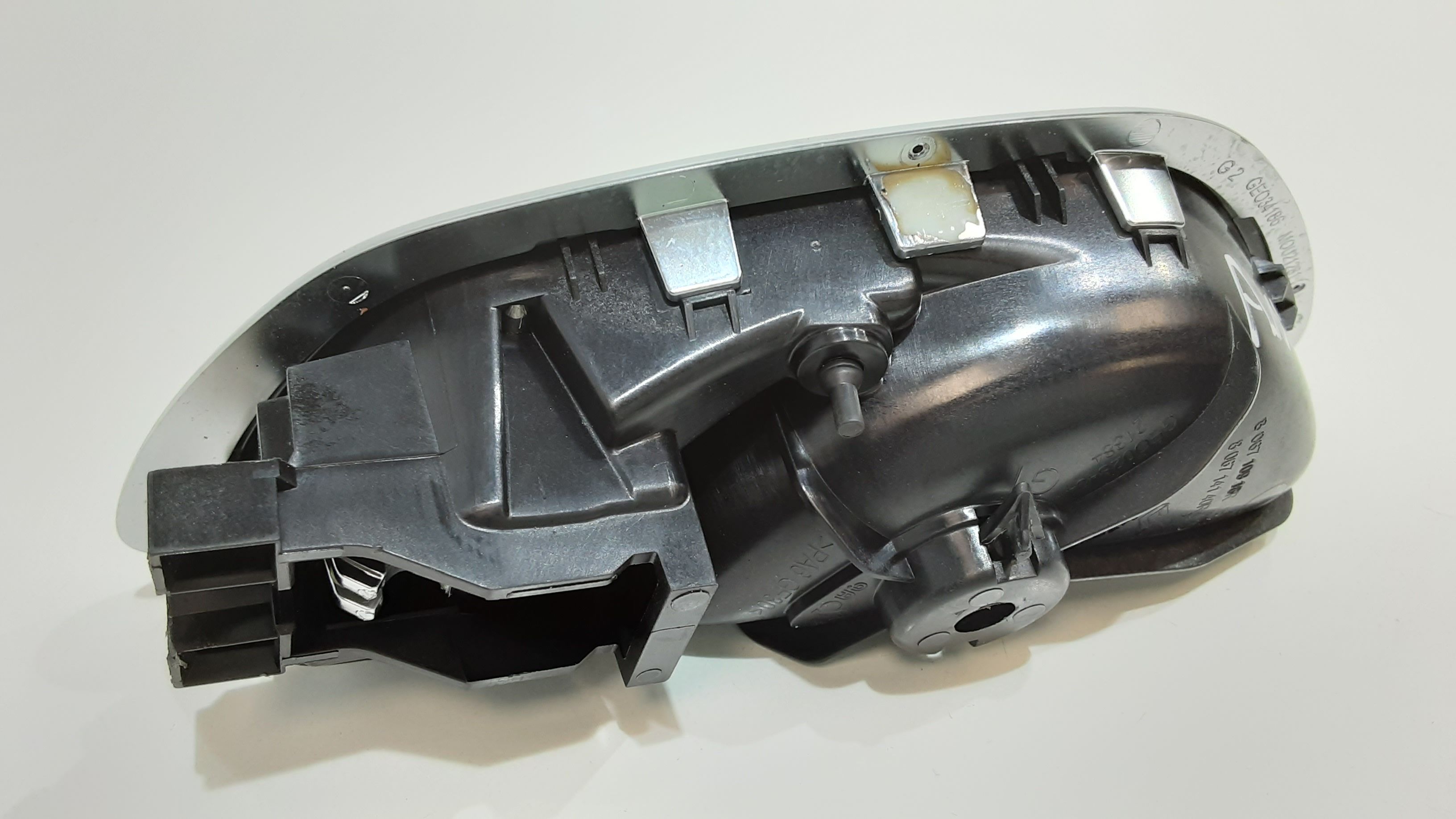 Maniglia interna anteriore Sinistra RENAULT Scenic Serie (16>)