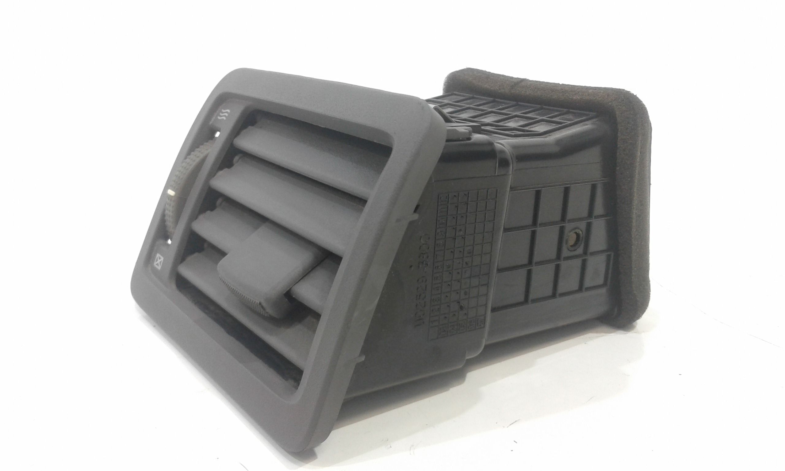 Bocchetta aria cruscotto lato guida HYUNDAI Tucson  Serie (04>09)