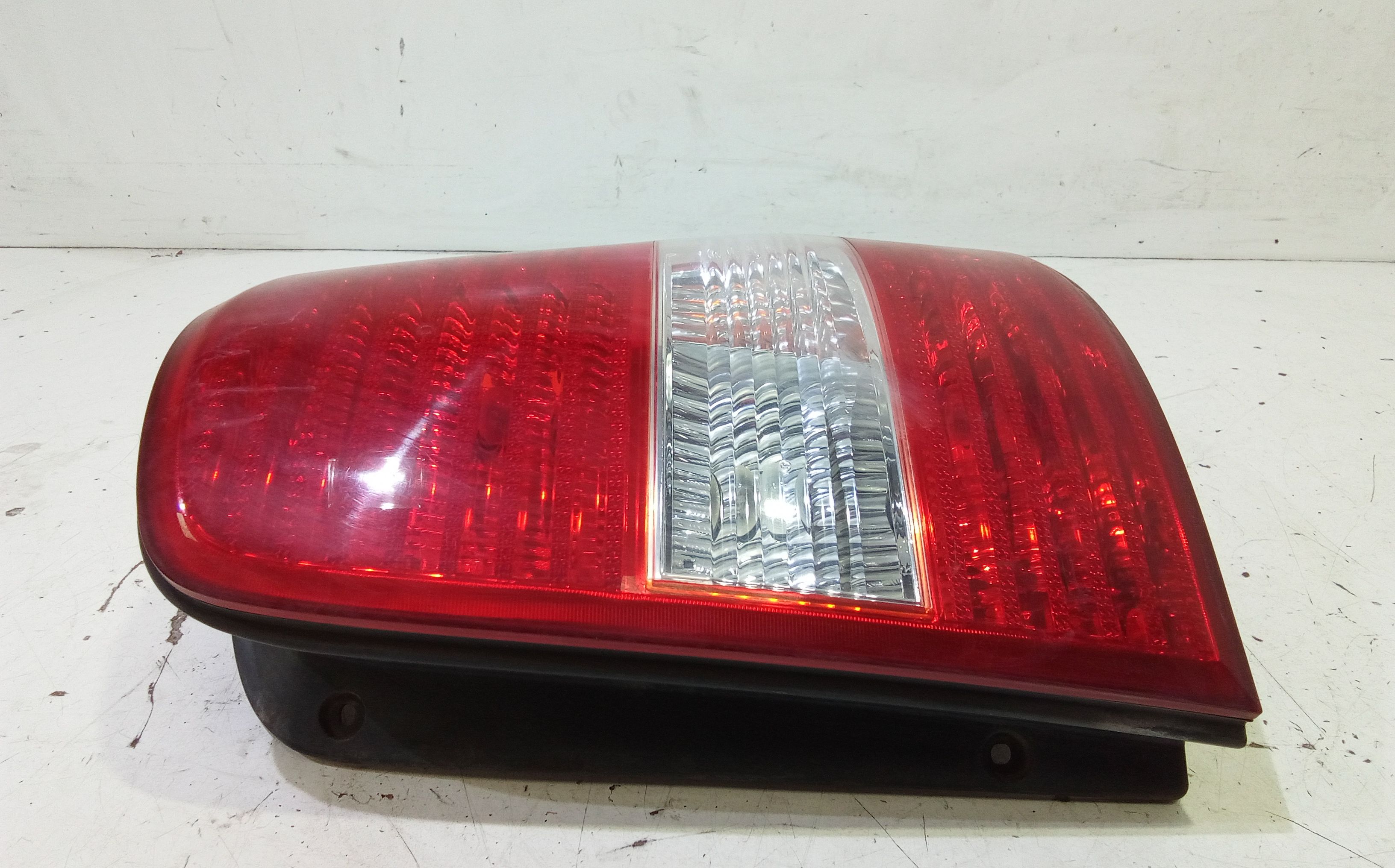 Stop fanale posteriore Destro Passeggero KIA Carnival 2 Serie